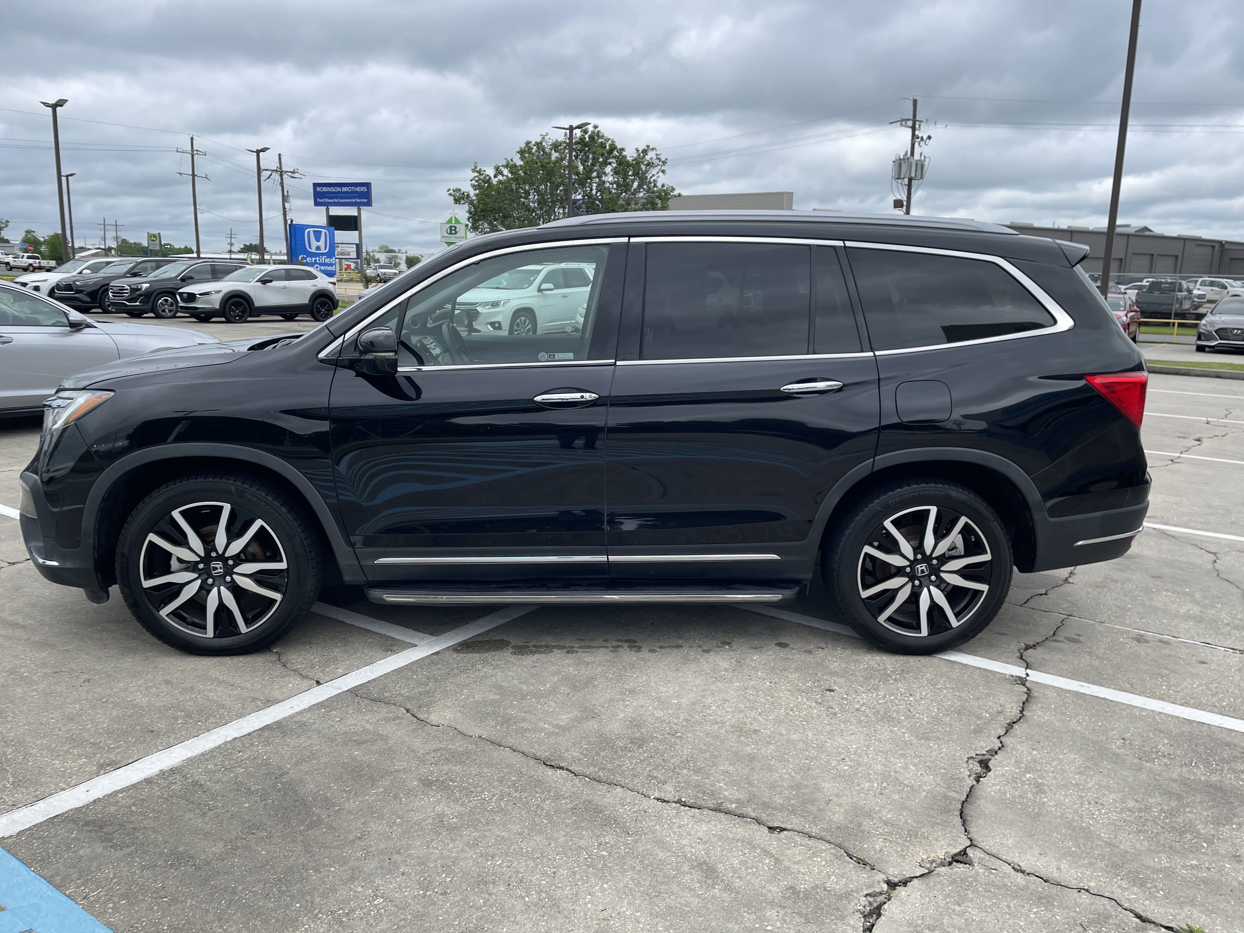 2021 Honda Pilot Touring 8-Passenger