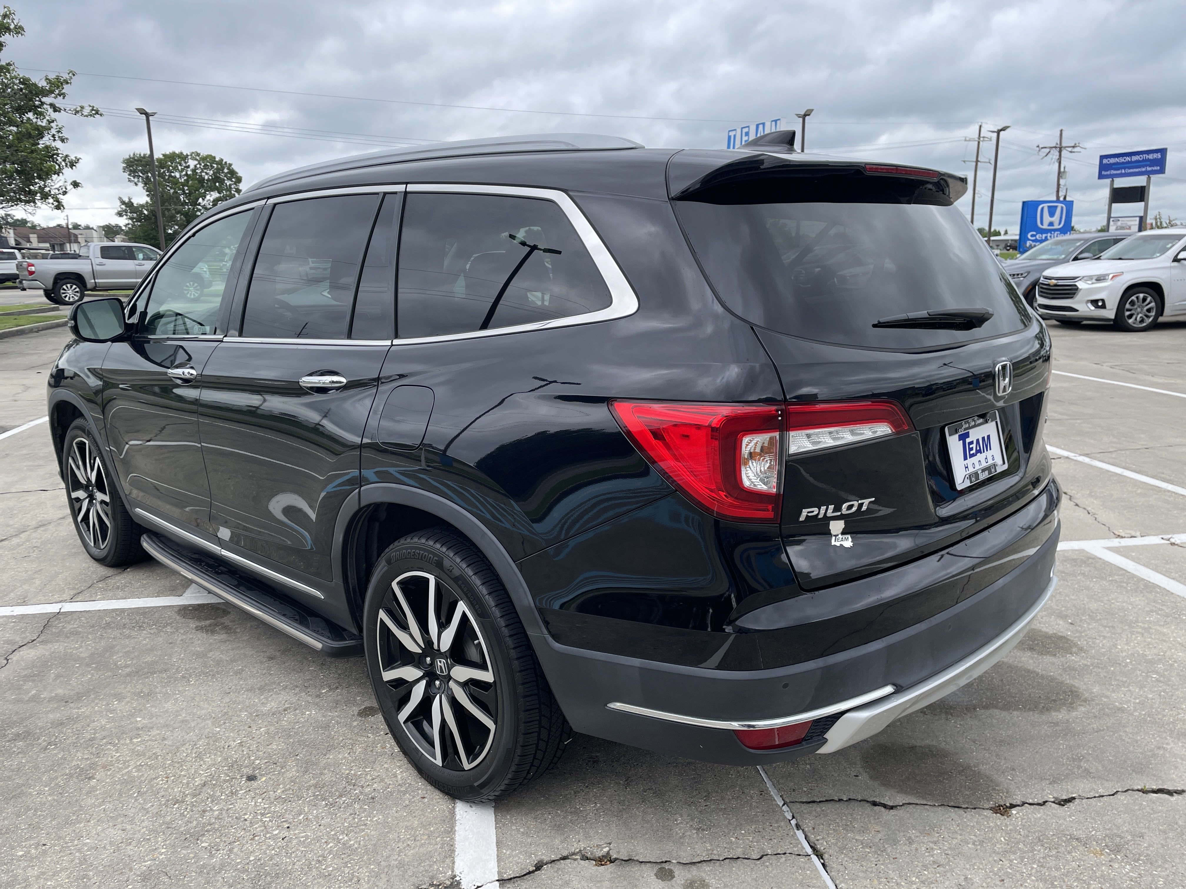 2021 Honda Pilot Touring 8-Passenger