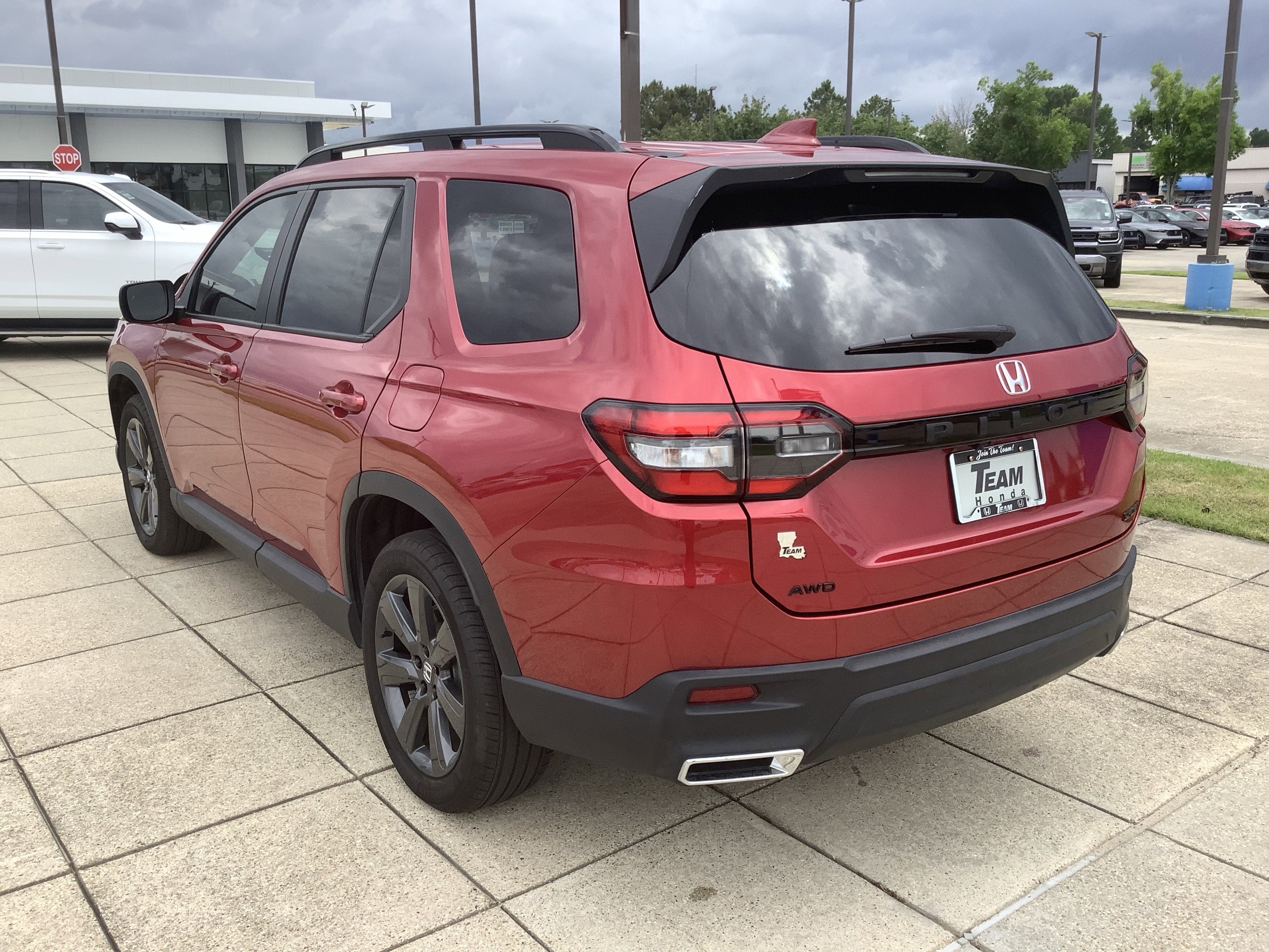 2025 Honda Pilot Sport
