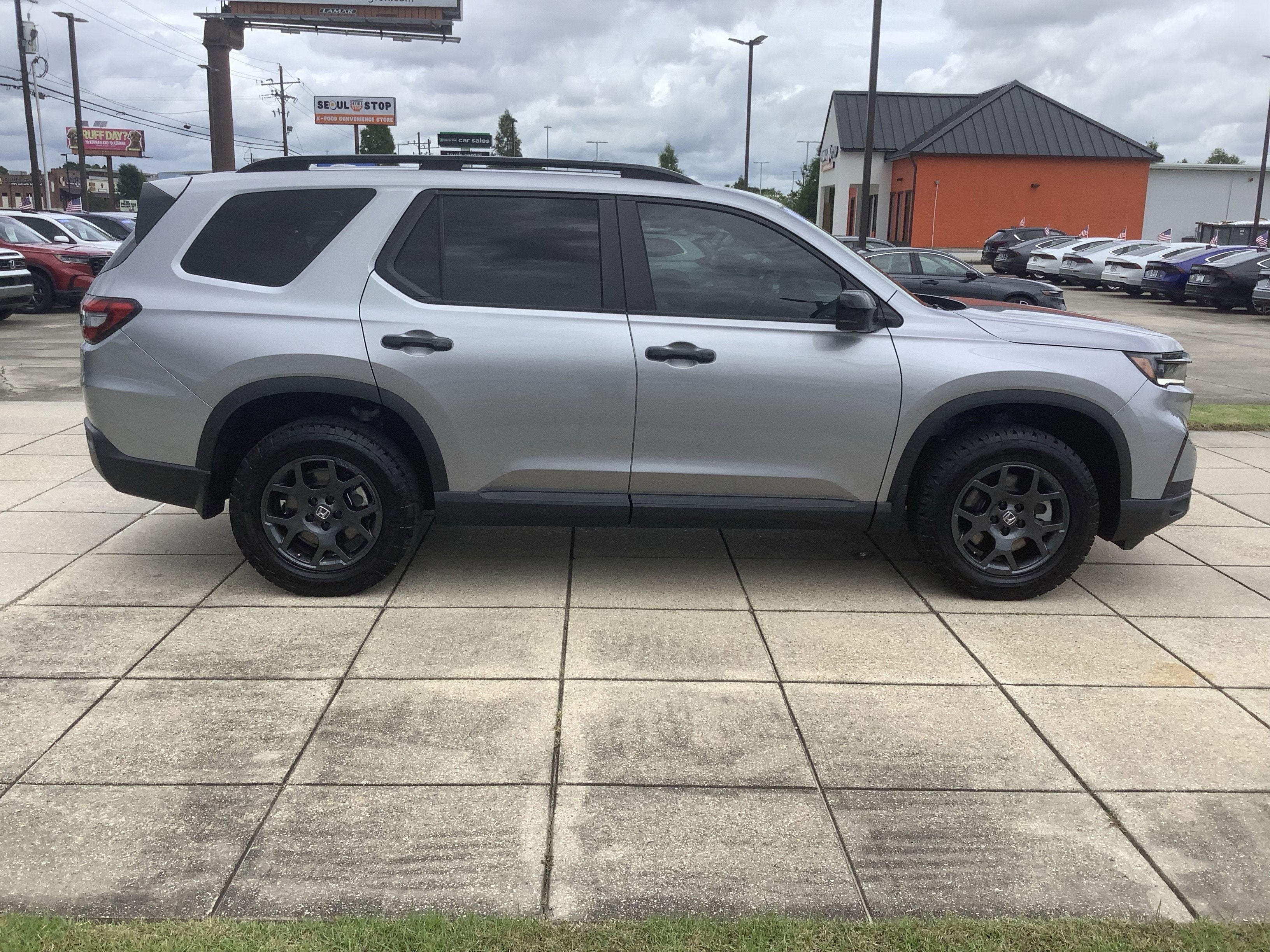 2025 Honda Pilot TrailSport