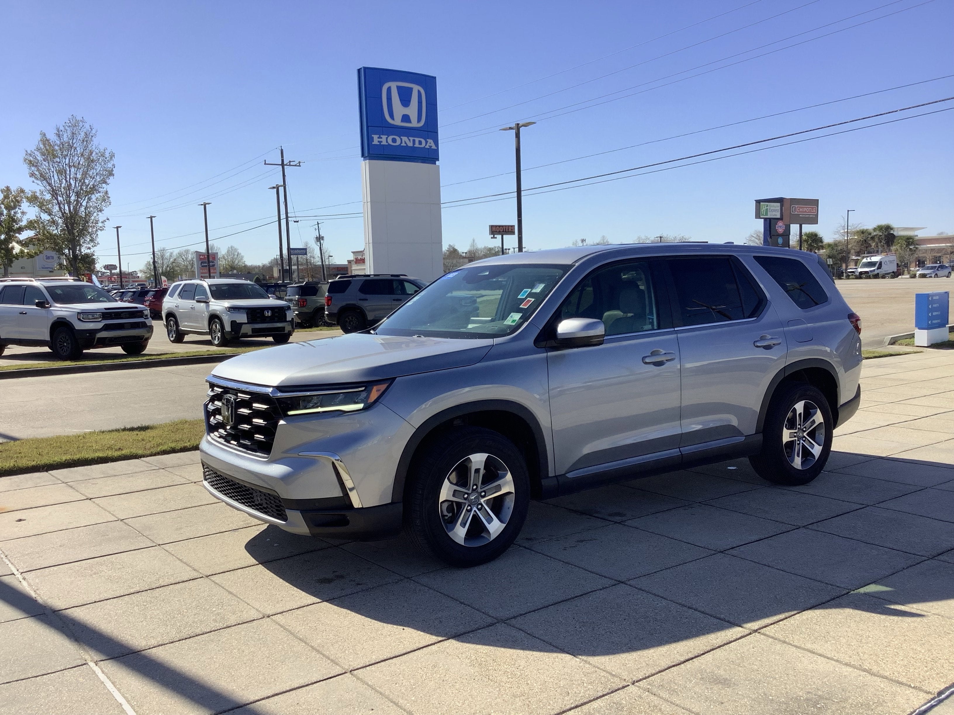 2023 Honda Pilot EX-L 8 Passenger