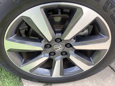 2024 Honda Pilot Touring