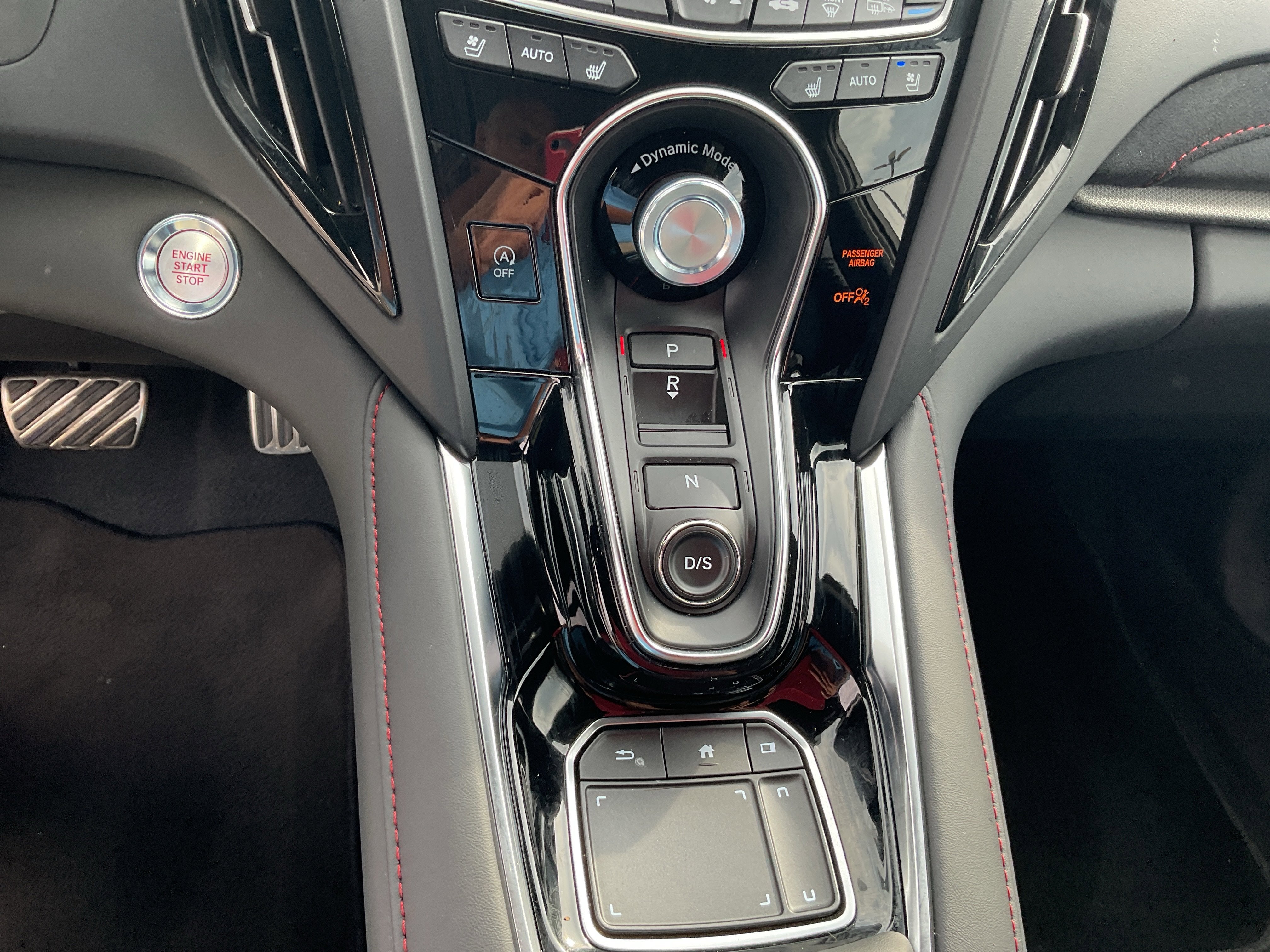 2025 Acura RDX w/A-Spec Advance Package