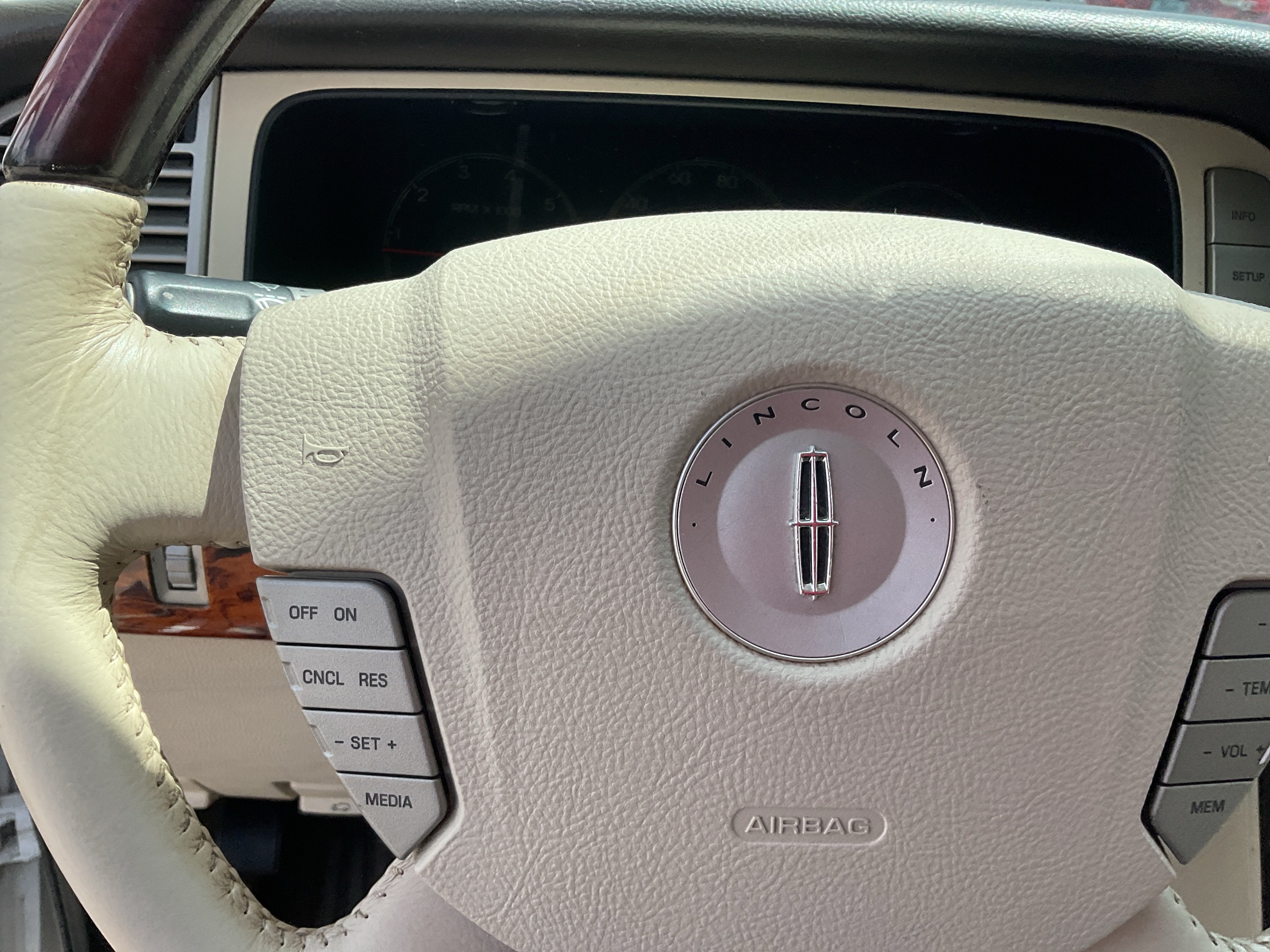 2003 Lincoln Navigator Luxury