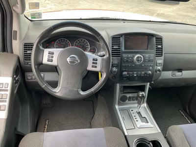 2008 Nissan Pathfinder LE