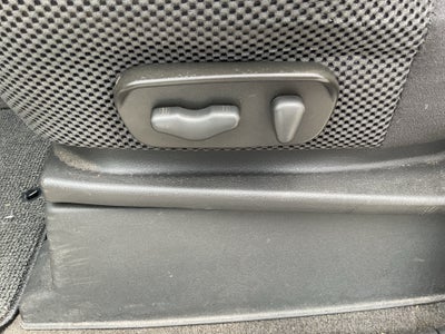 2008 Nissan Pathfinder LE