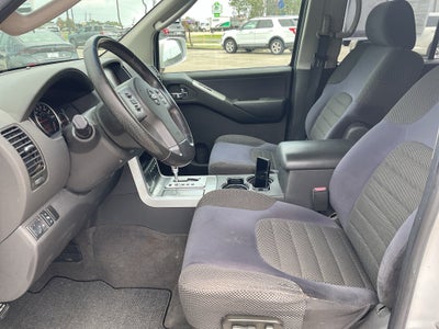 2008 Nissan Pathfinder LE