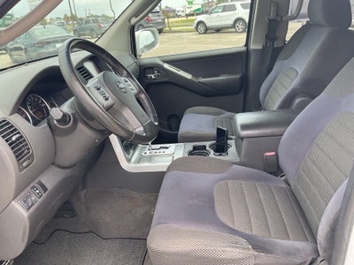 2008 Nissan Pathfinder LE