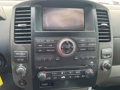 2008 Nissan Pathfinder LE