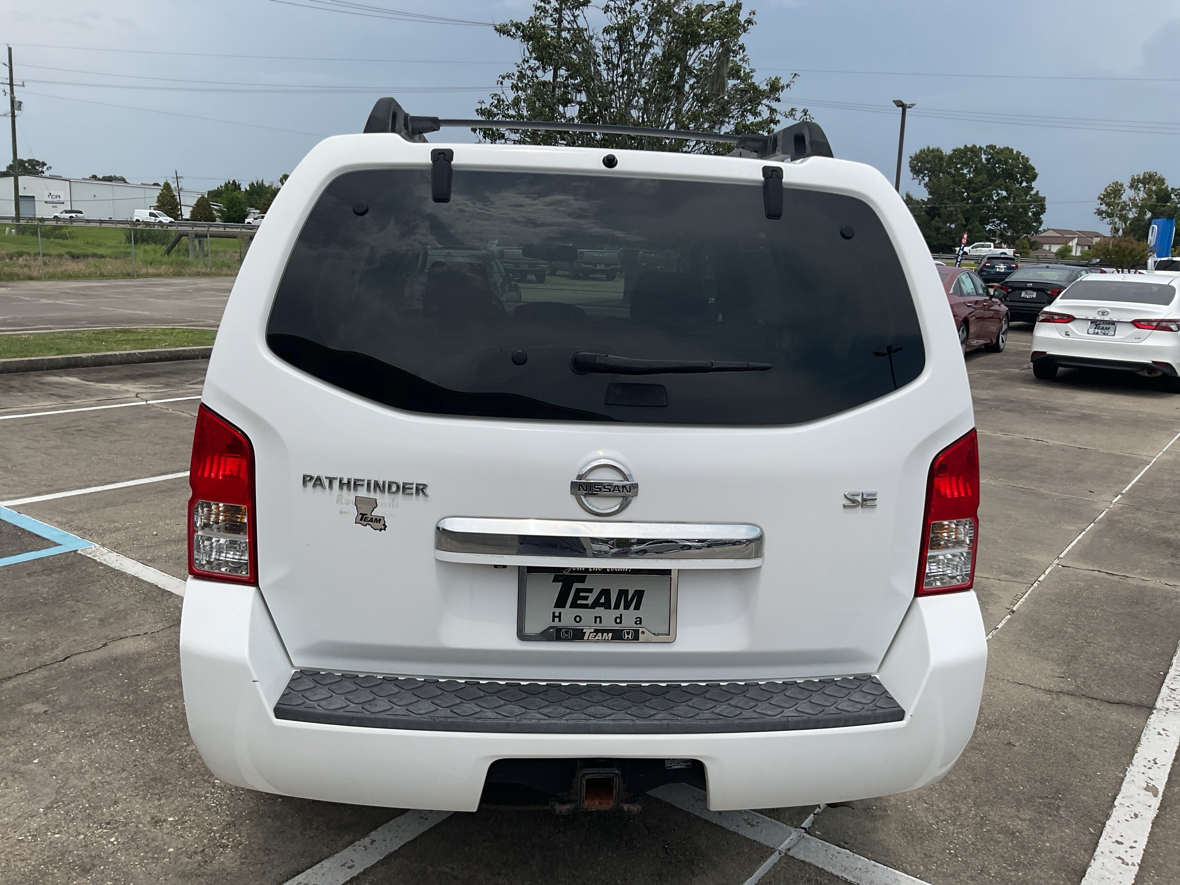 2008 Nissan Pathfinder LE