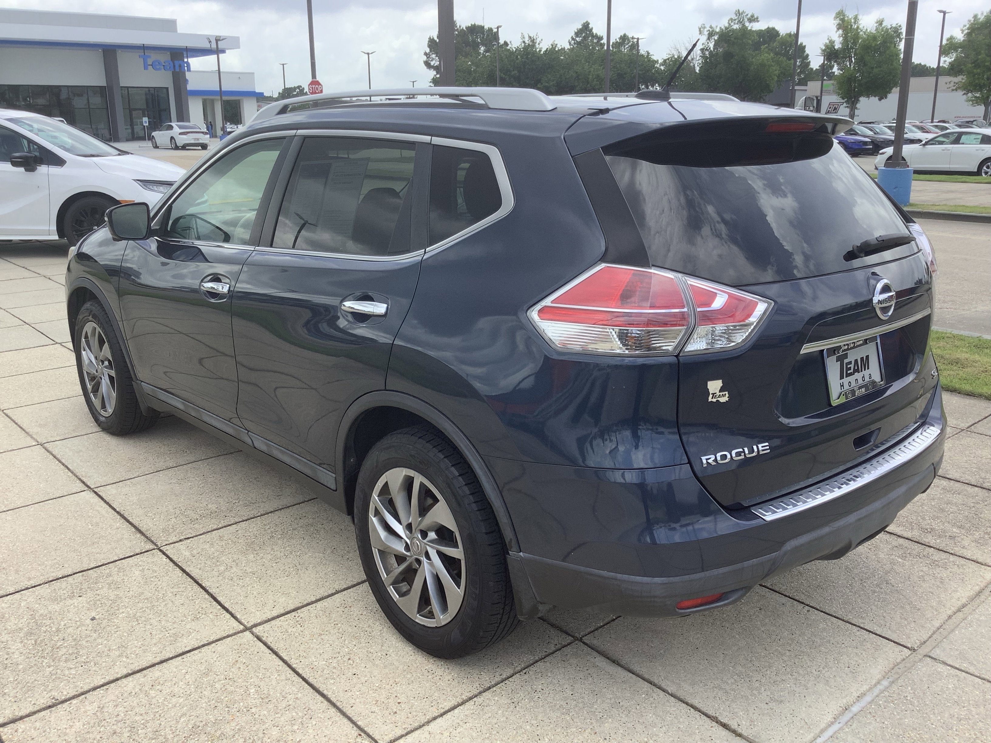 2015 Nissan Rogue SL