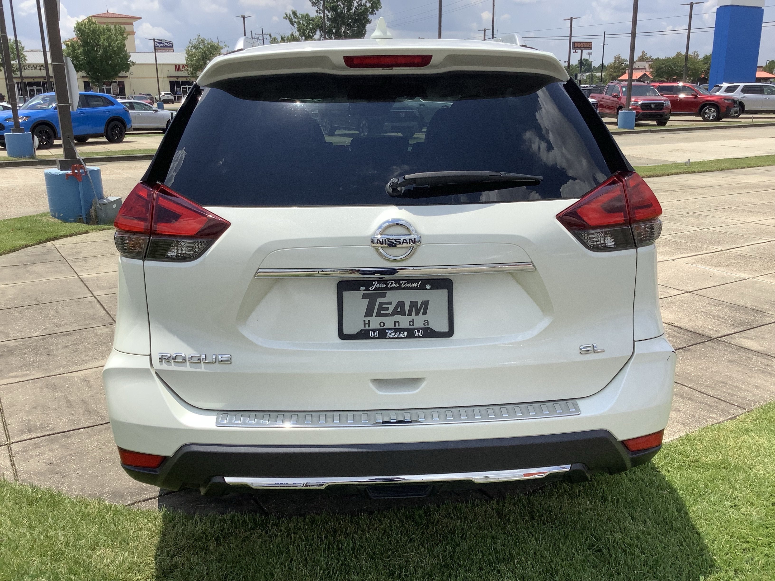 2017 Nissan Rogue SL