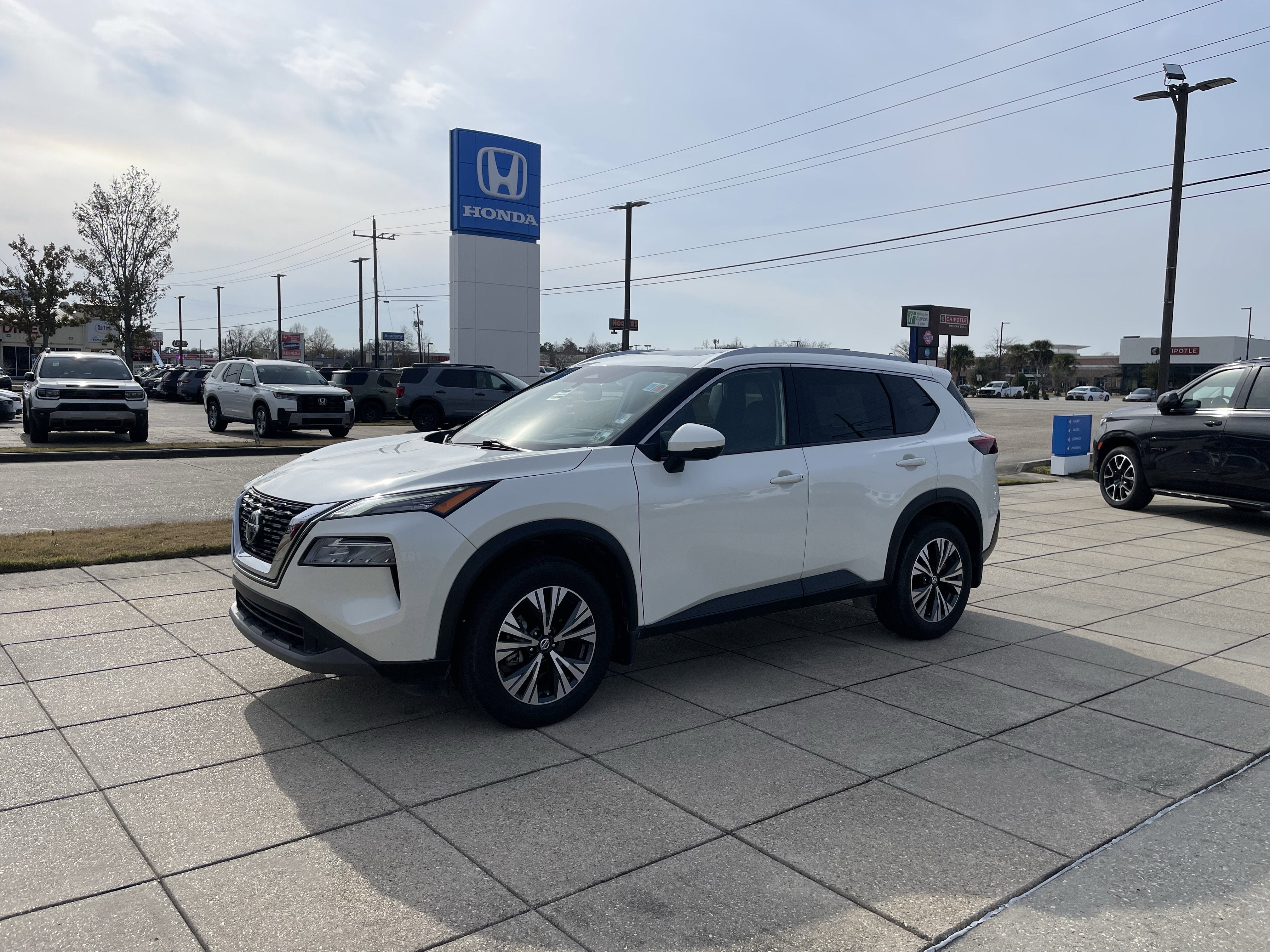 2021 Nissan Rogue SV