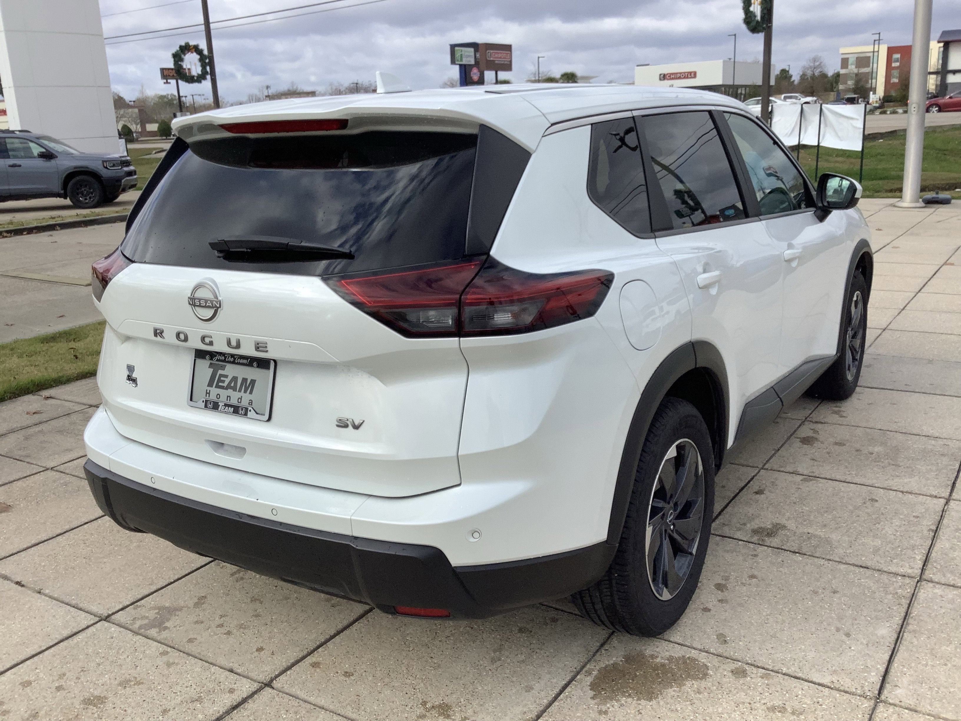2024 Nissan Rogue SV