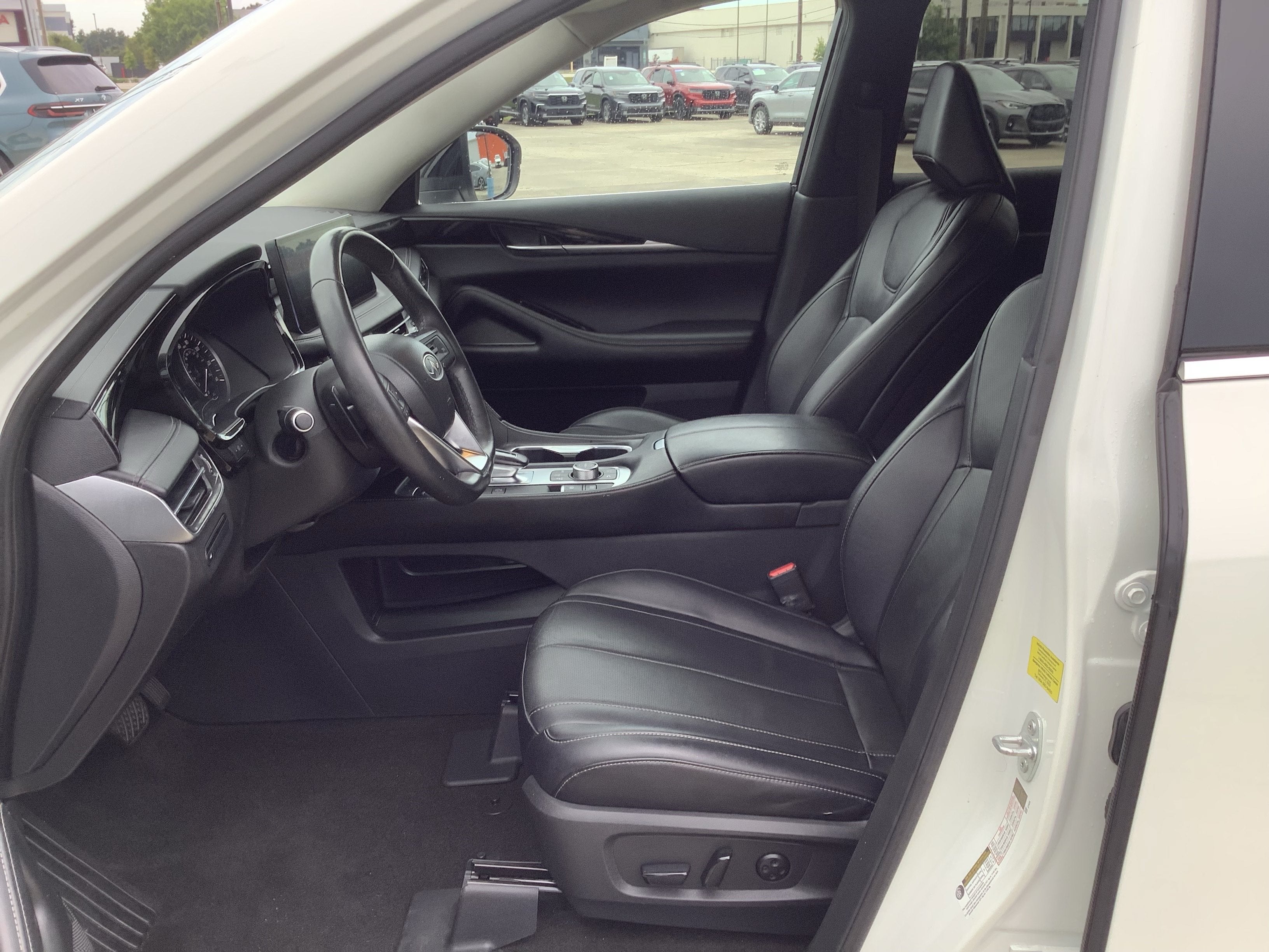 2024 INFINITI QX60 PURE