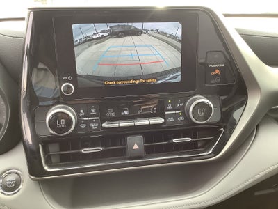 2023 Toyota Highlander LE