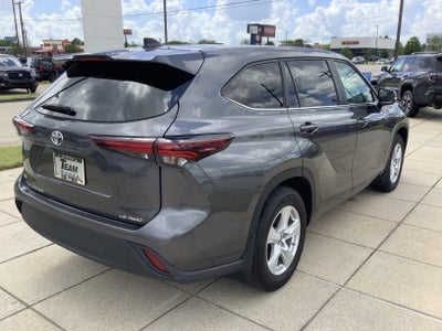 2024 Toyota Highlander LE