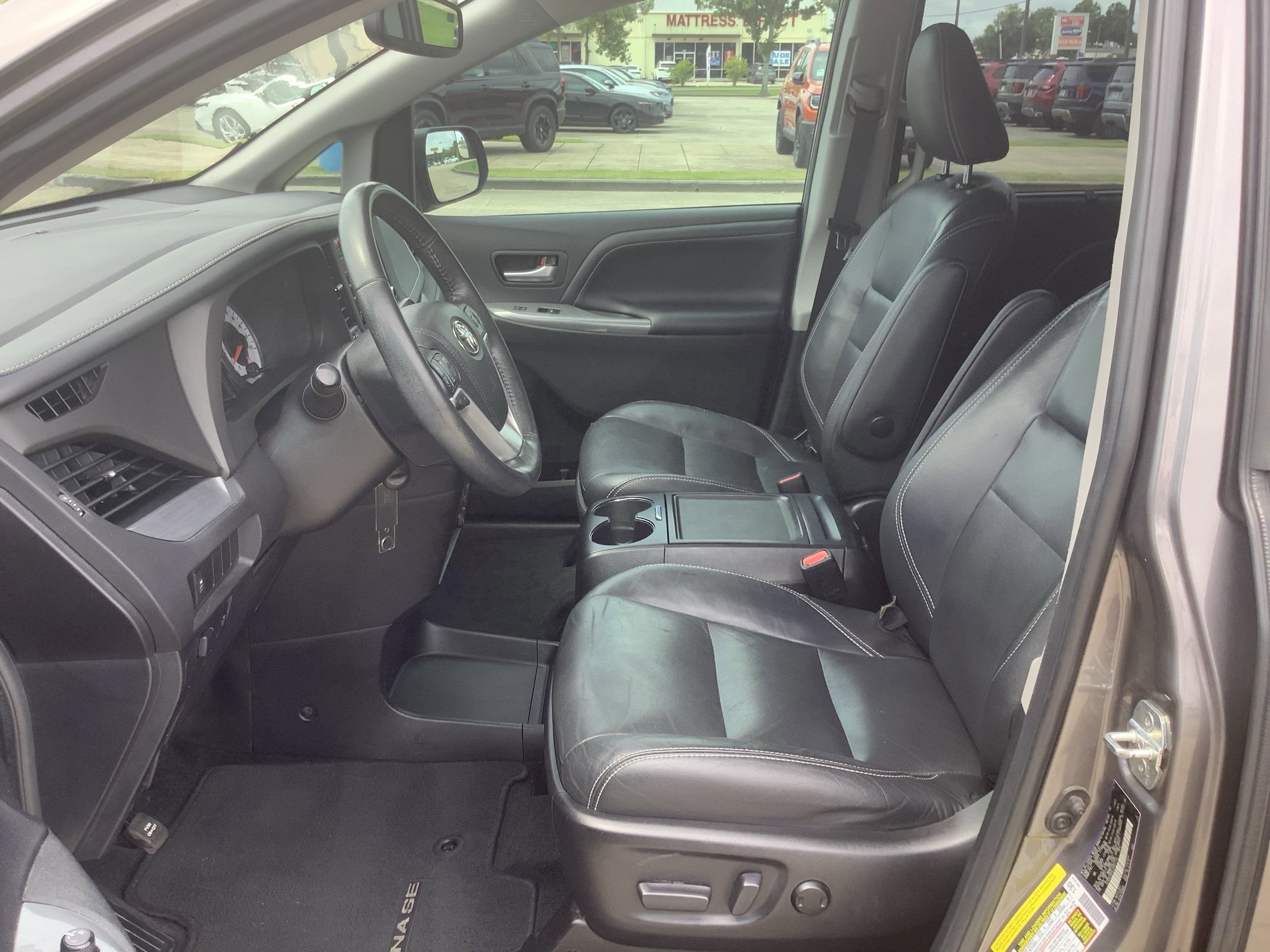 2018 Toyota Sienna SE