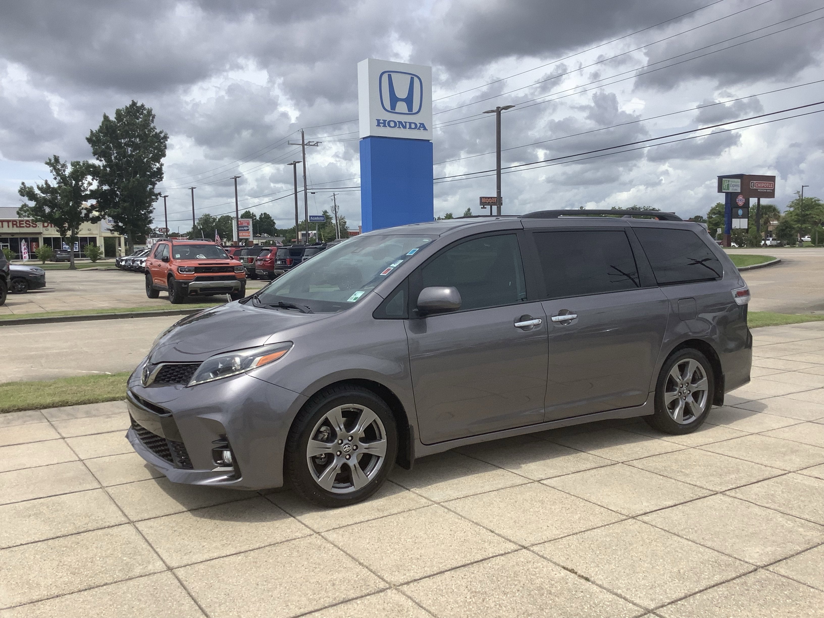 2018 Toyota Sienna SE