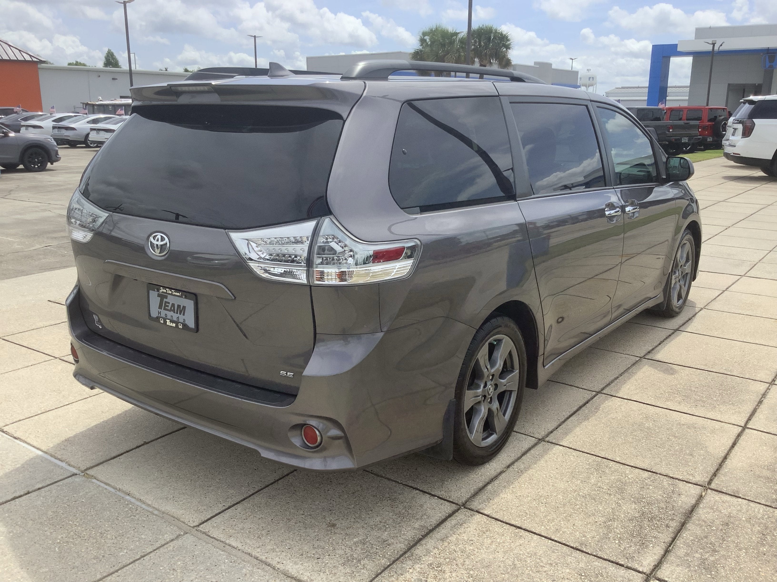 2018 Toyota Sienna SE