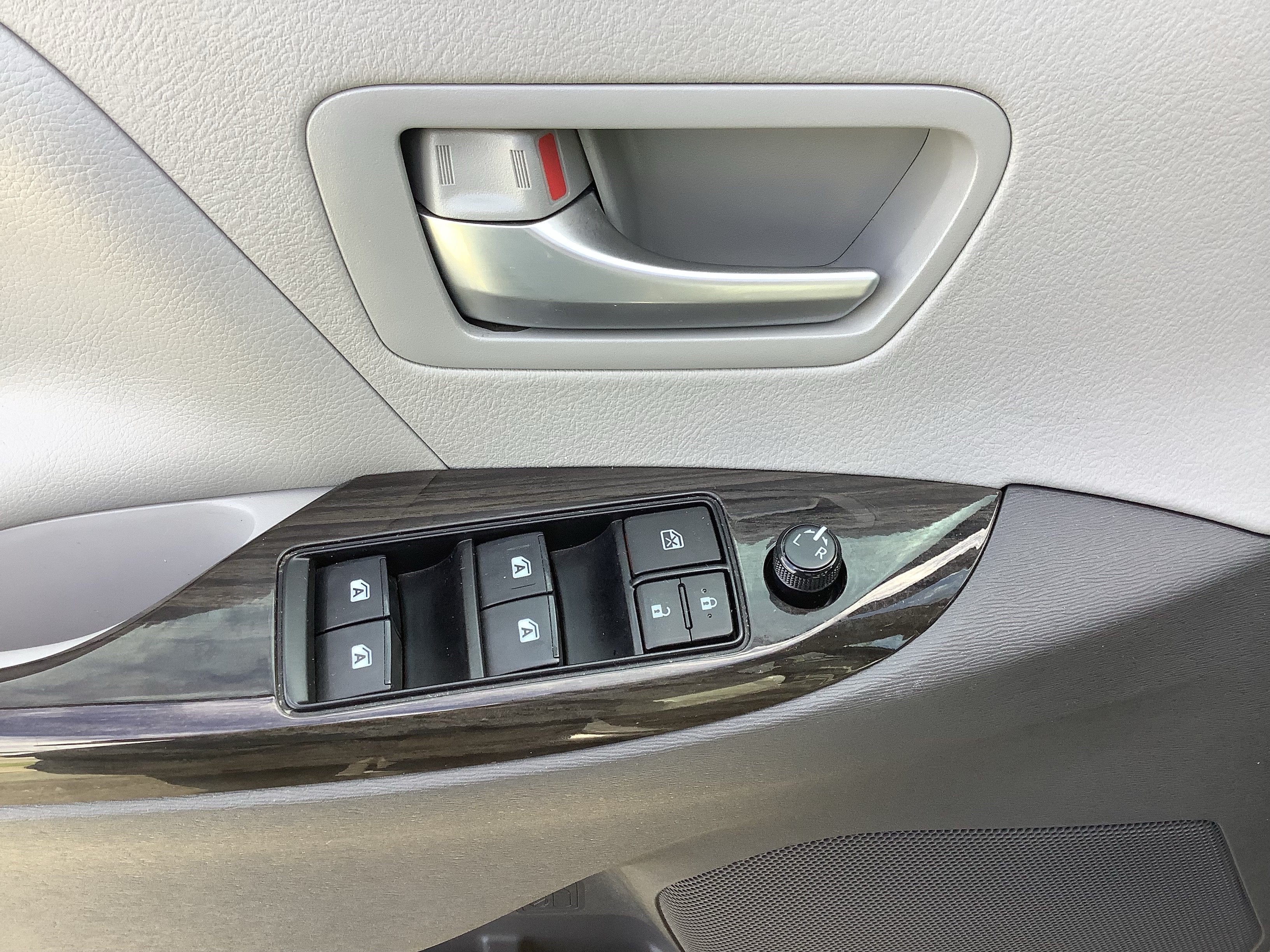 2018 Toyota Sienna XLE Auto Access Seat