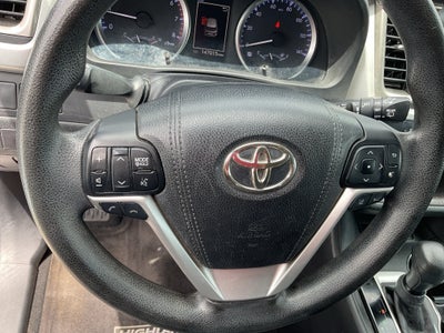 2017 Toyota Highlander LE