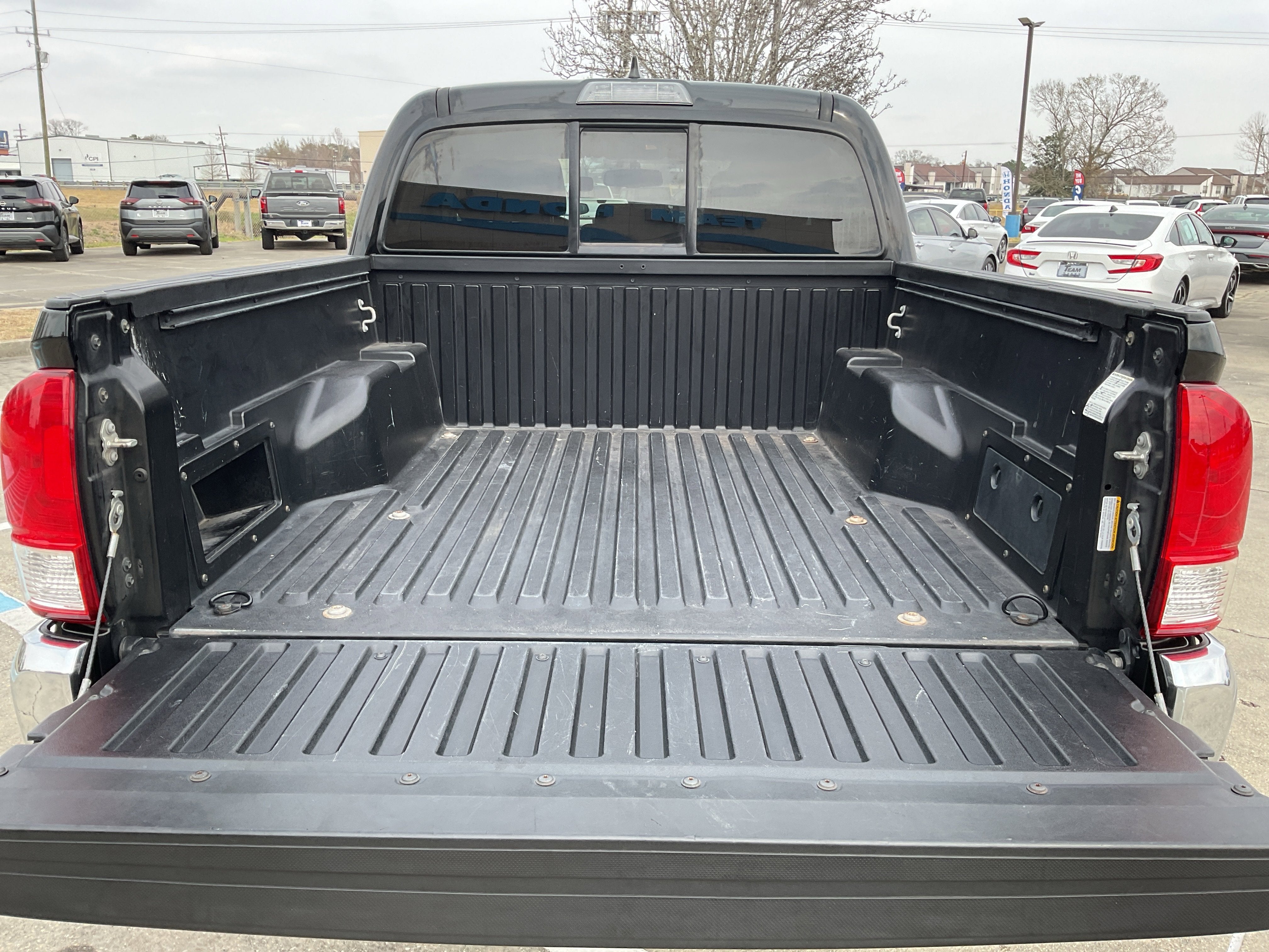 2017 Toyota Tacoma SR5