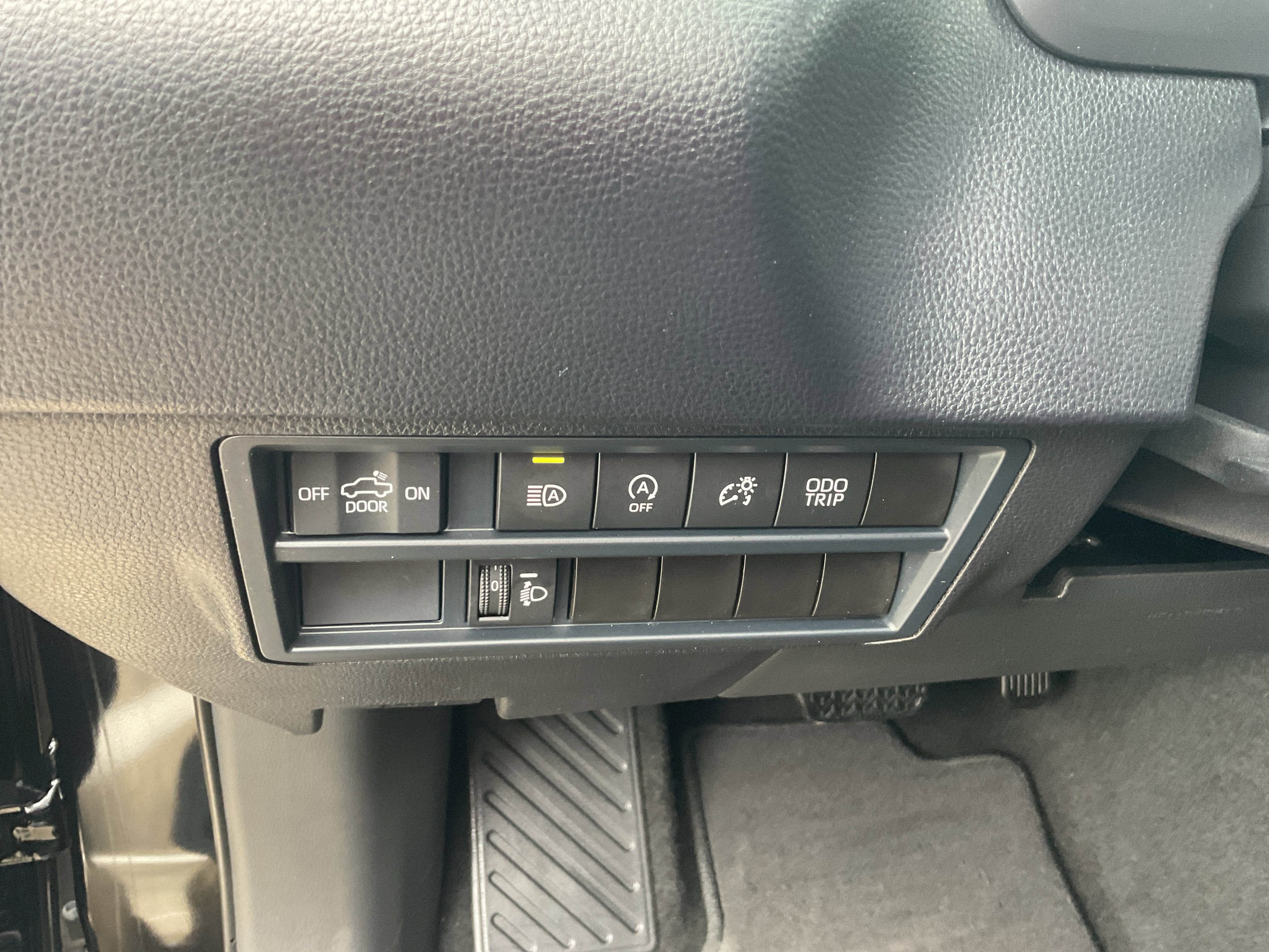 2025 Toyota Tundra 2WD SR5