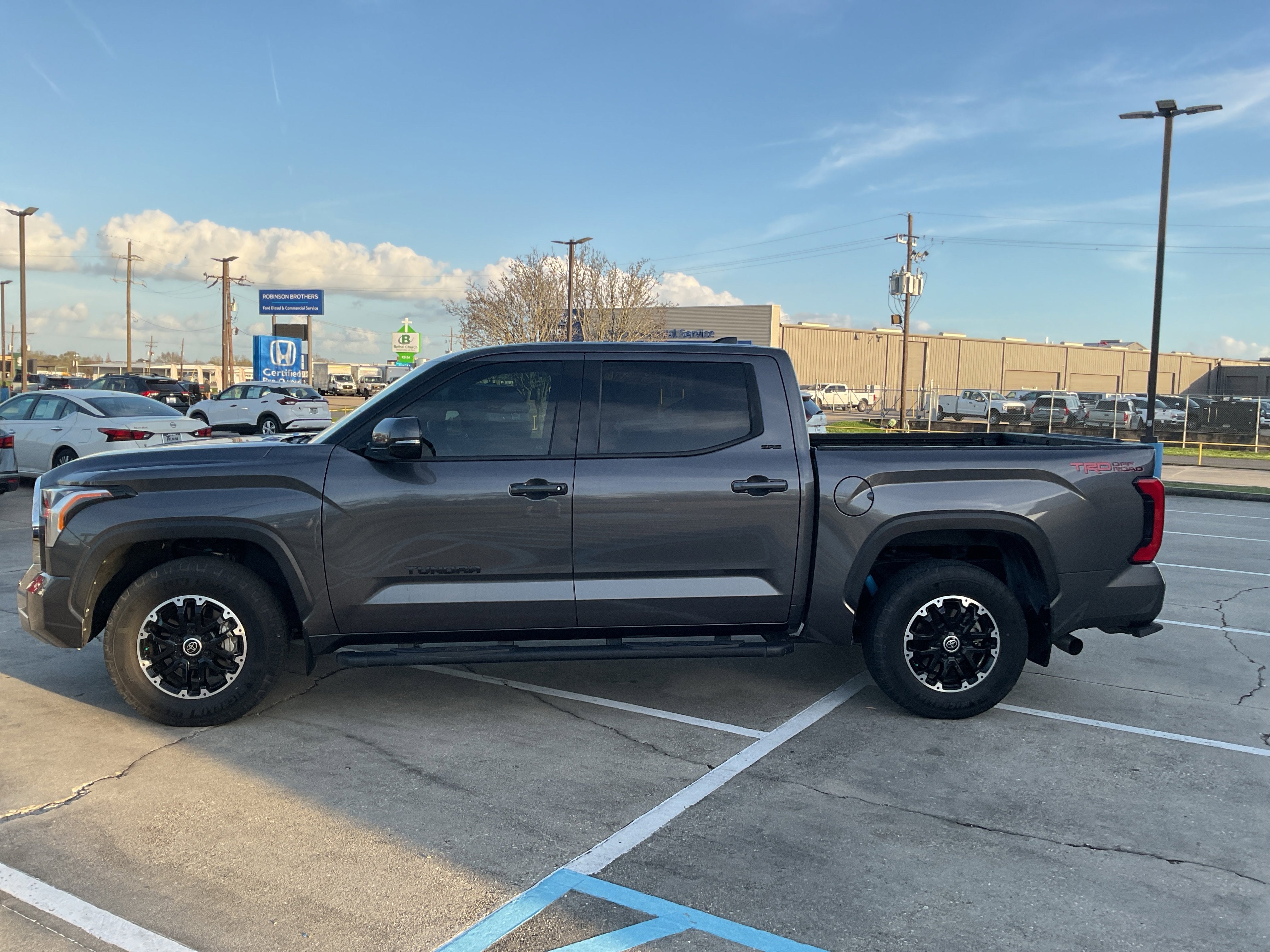 2023 Toyota Tundra 2WD SR5