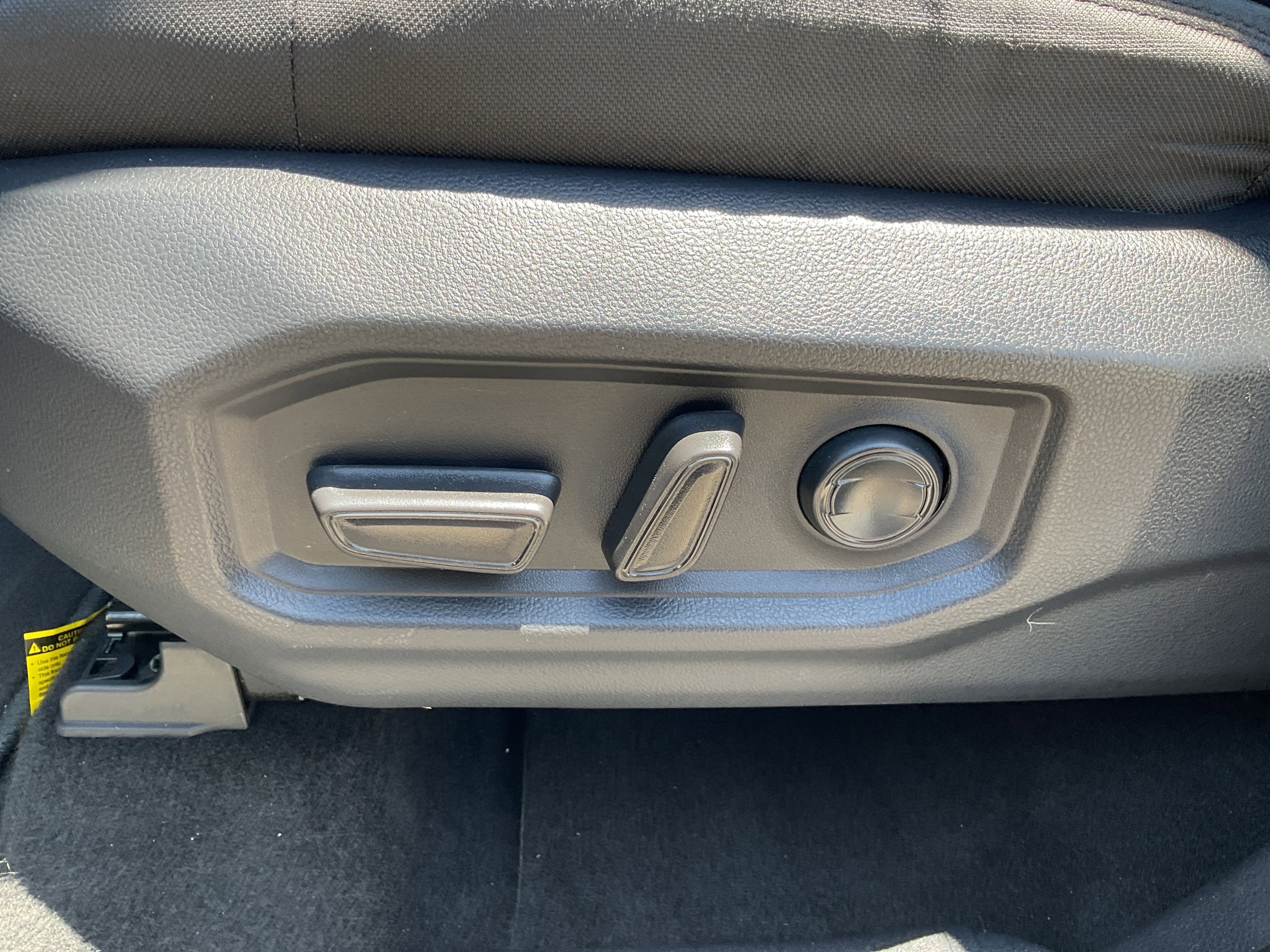 2025 Toyota Tundra 2WD SR5