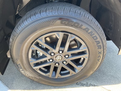 2025 Toyota Tundra 2WD SR5