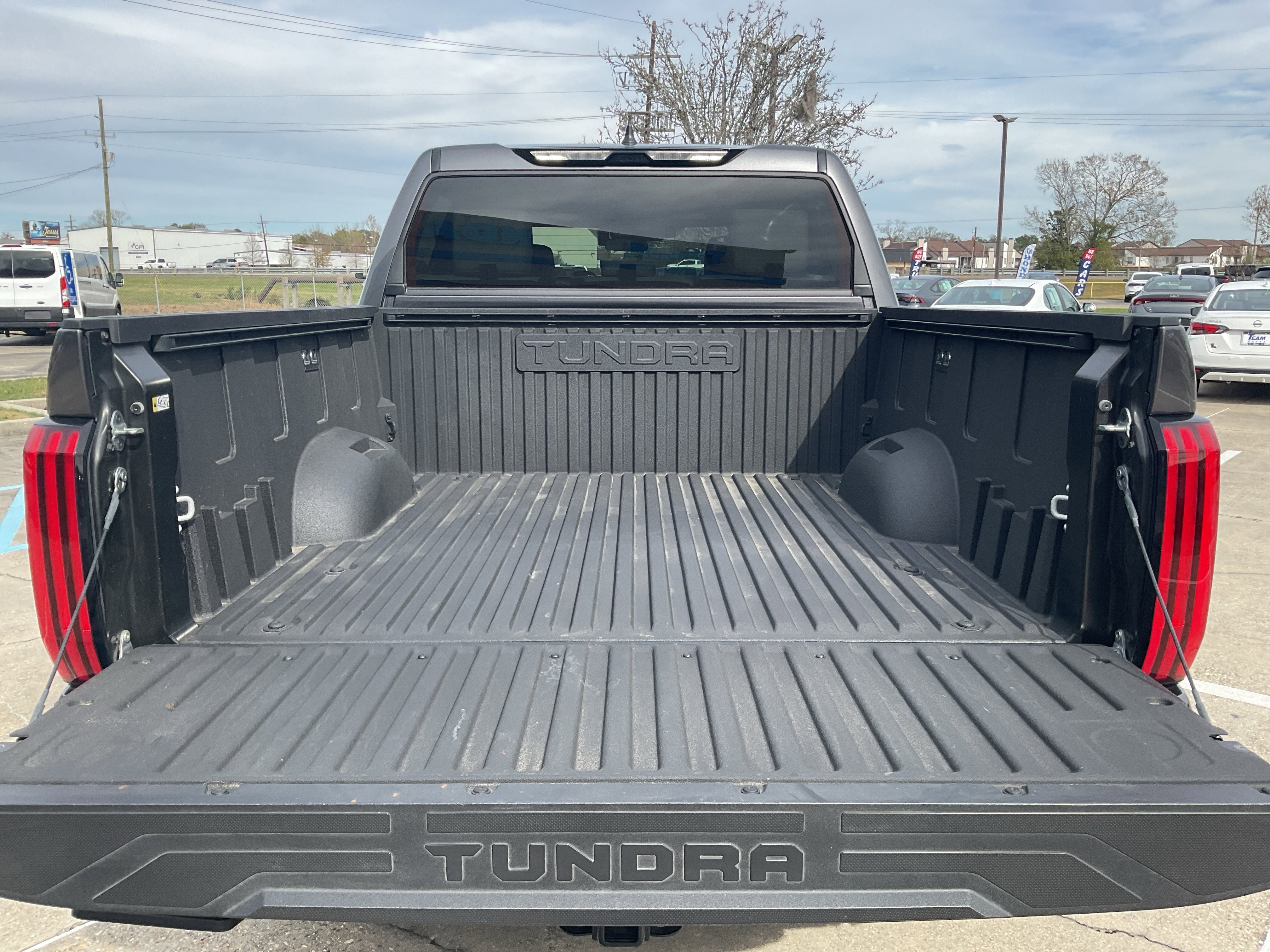 2025 Toyota Tundra 4WD SR5