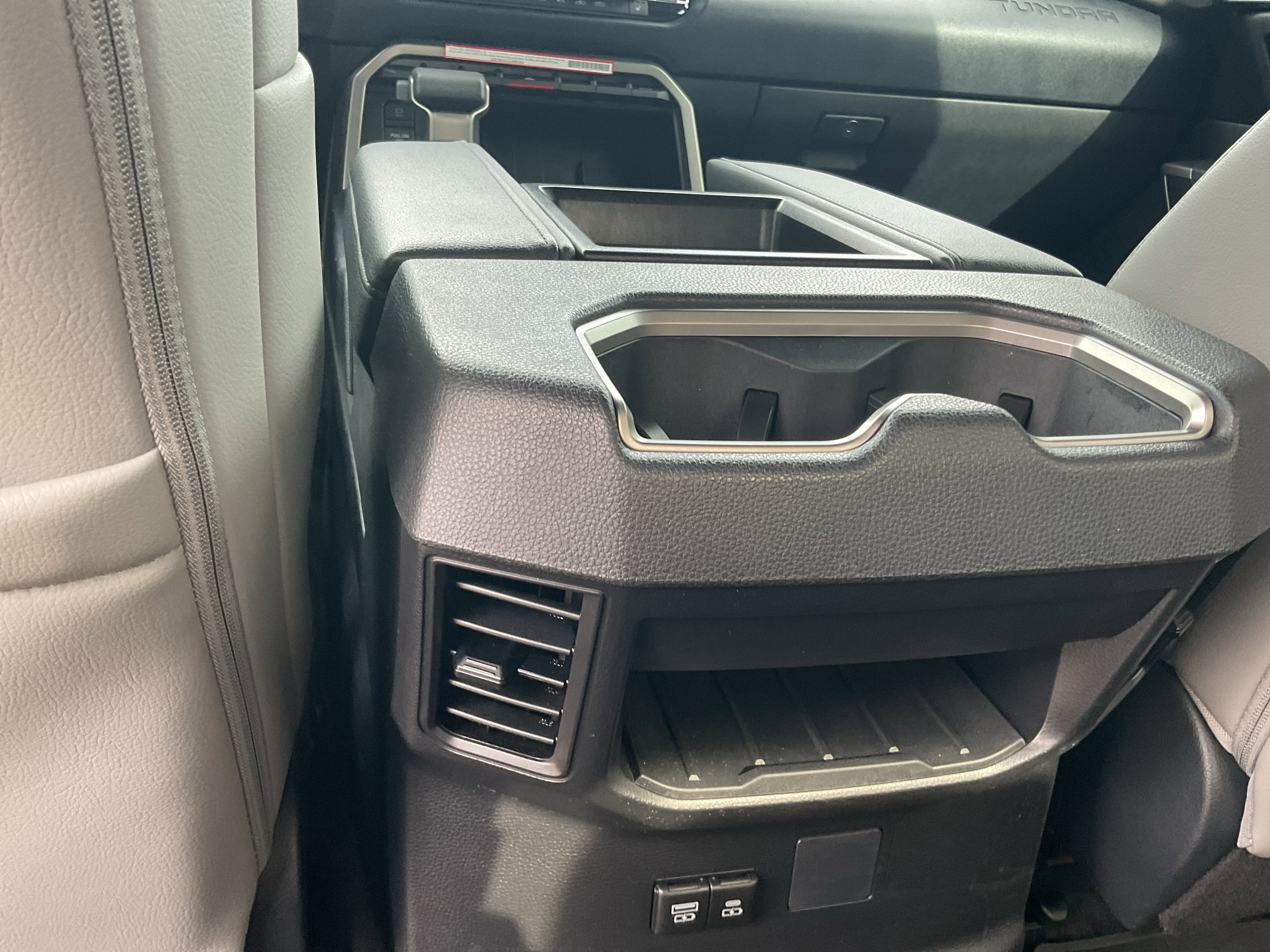 2025 Toyota Tundra 4WD SR5