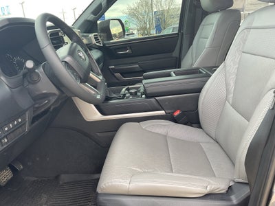 2025 Toyota Tundra 4WD SR5