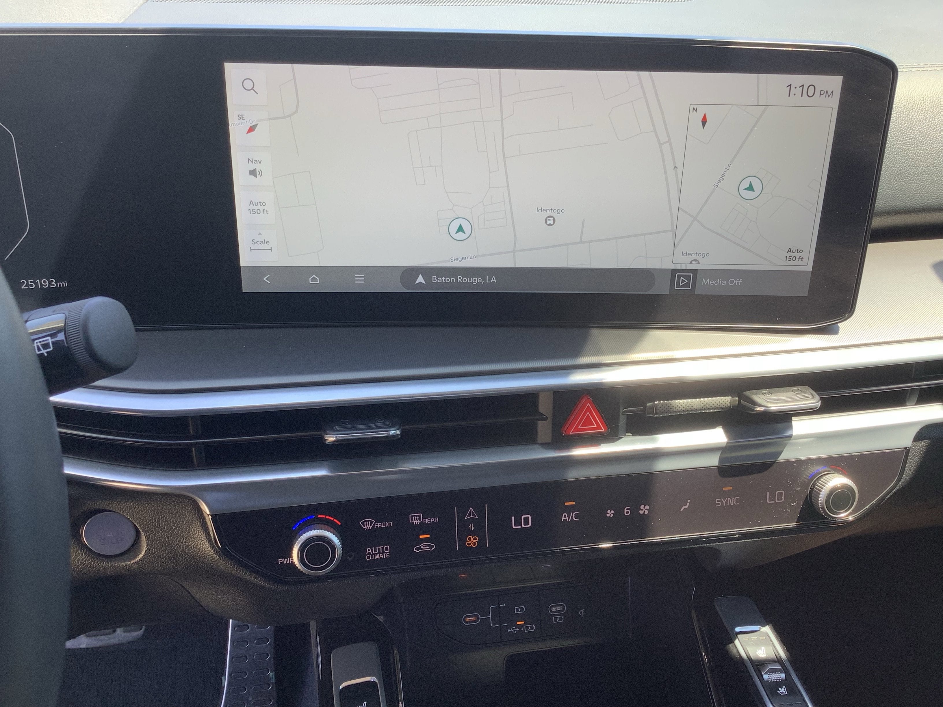 2025 Kia Sorento SX