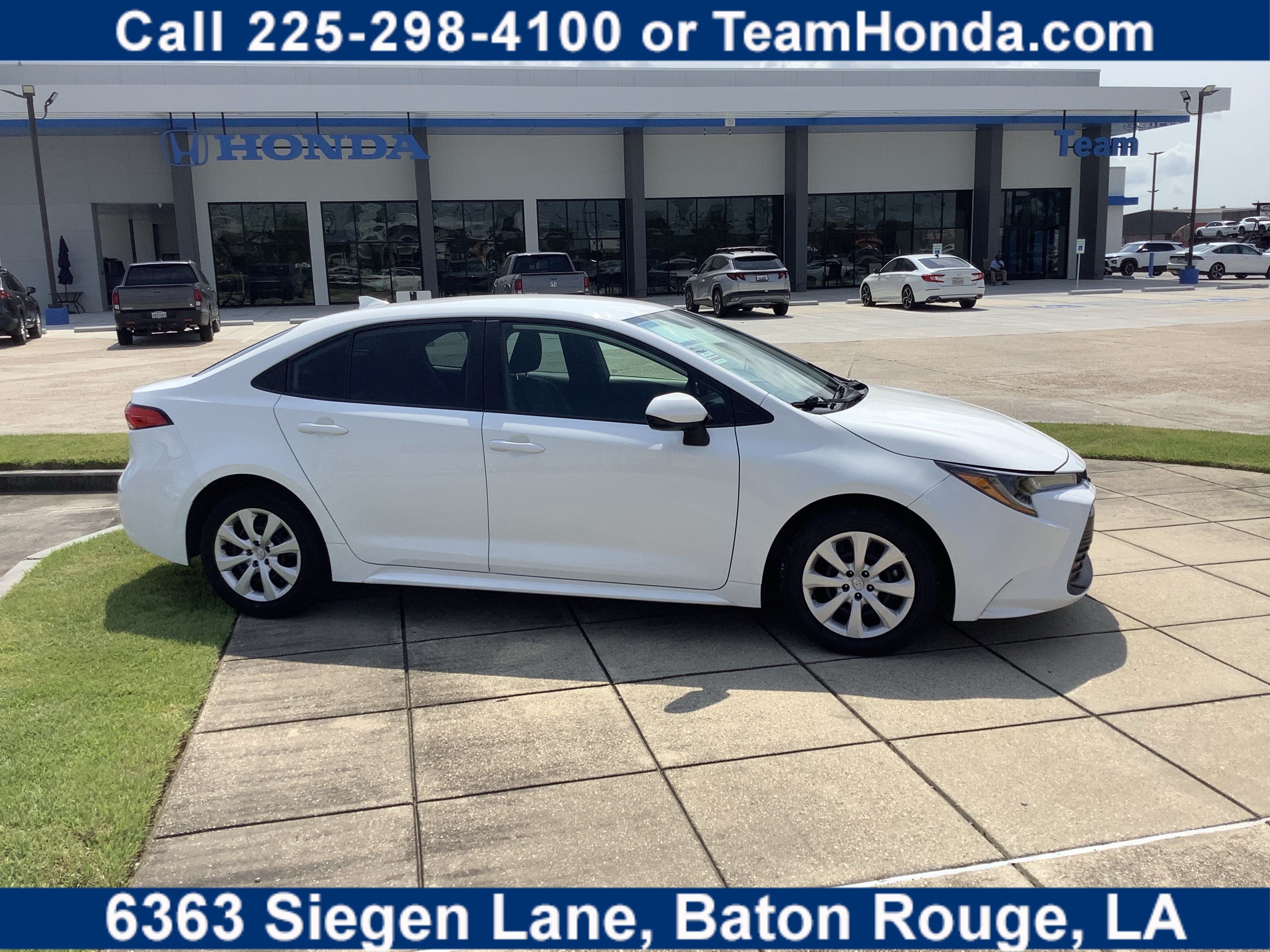 2024 Toyota Corolla LE