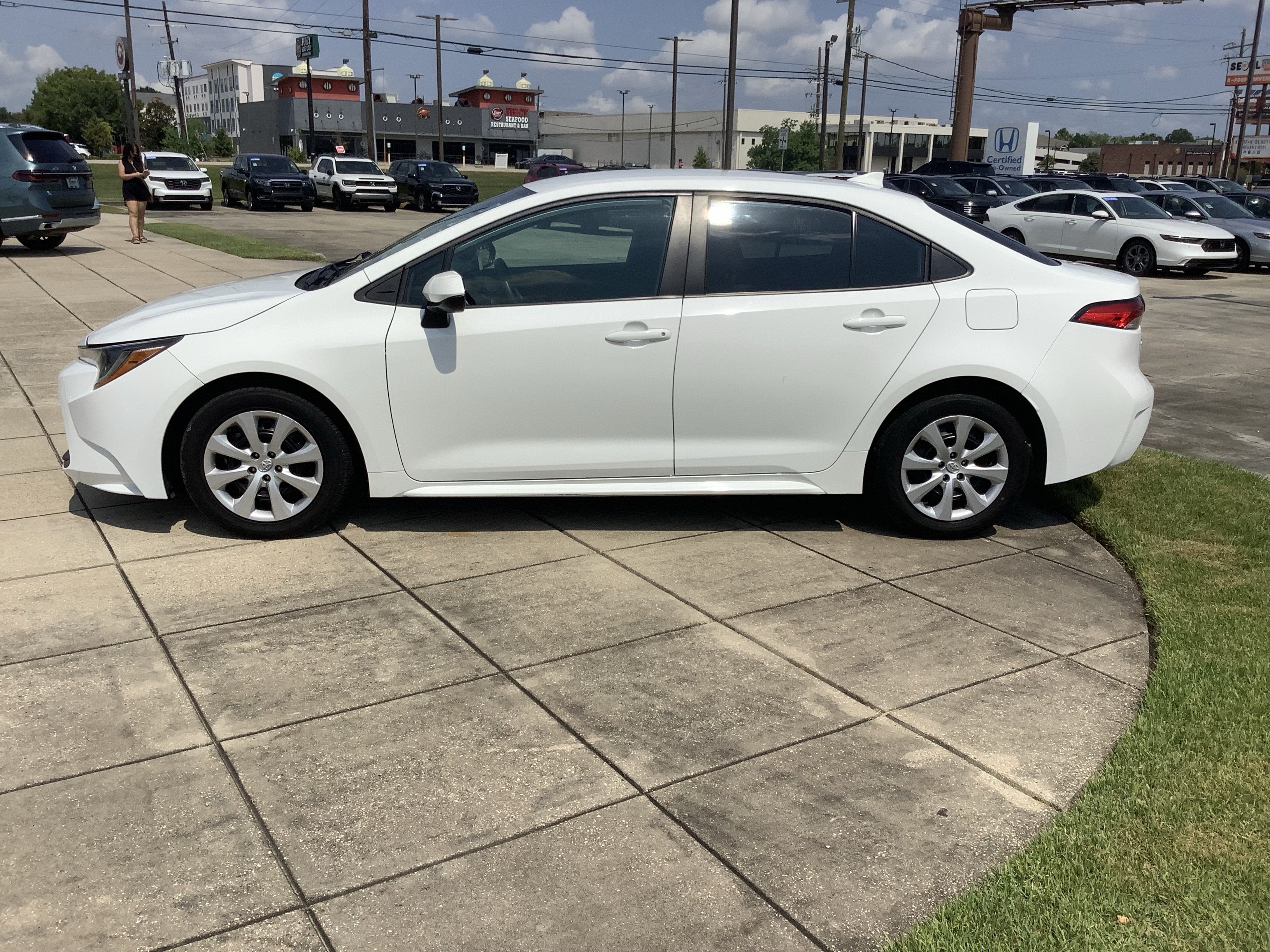 2024 Toyota Corolla LE