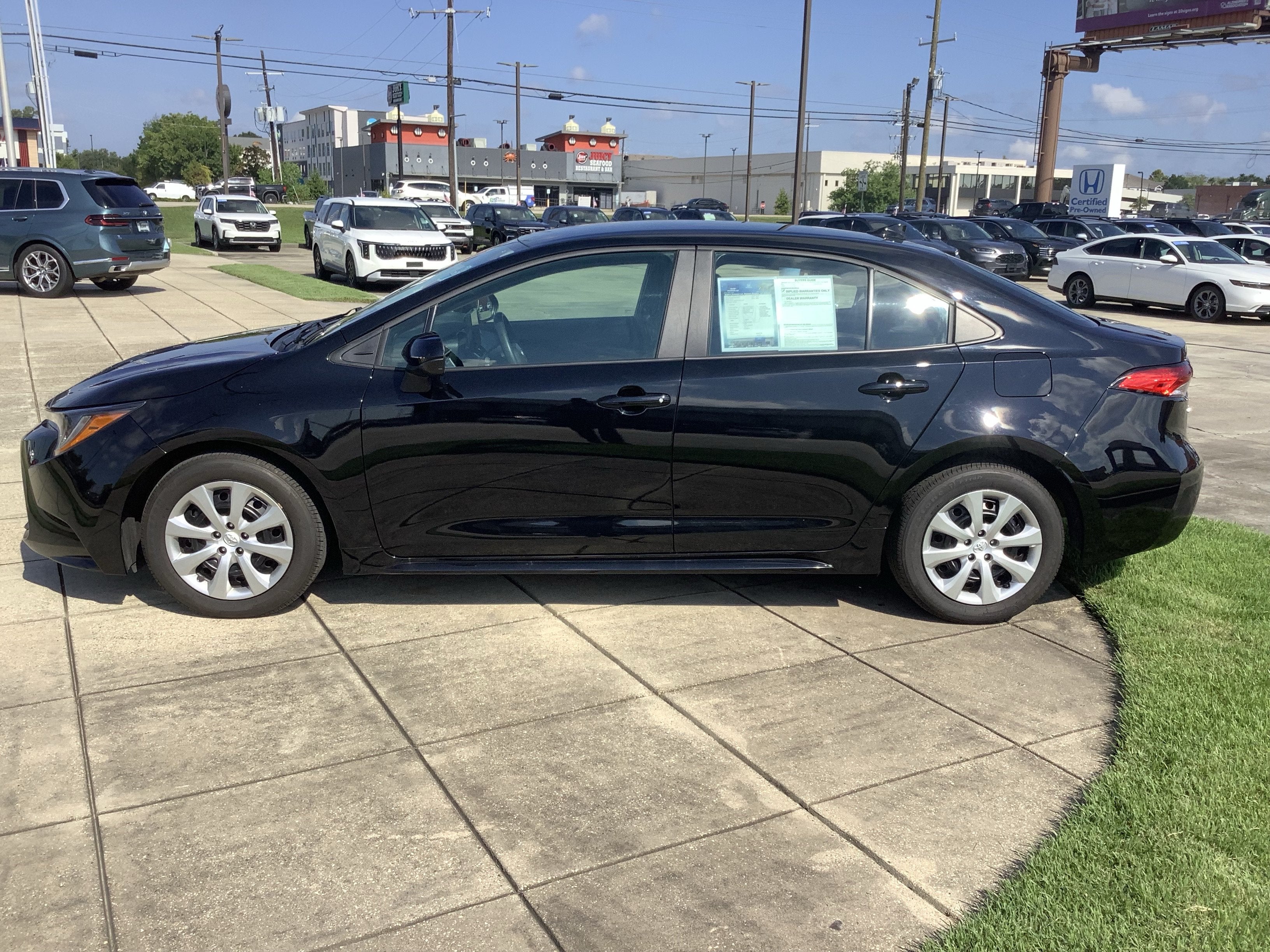 2025 Toyota Corolla LE