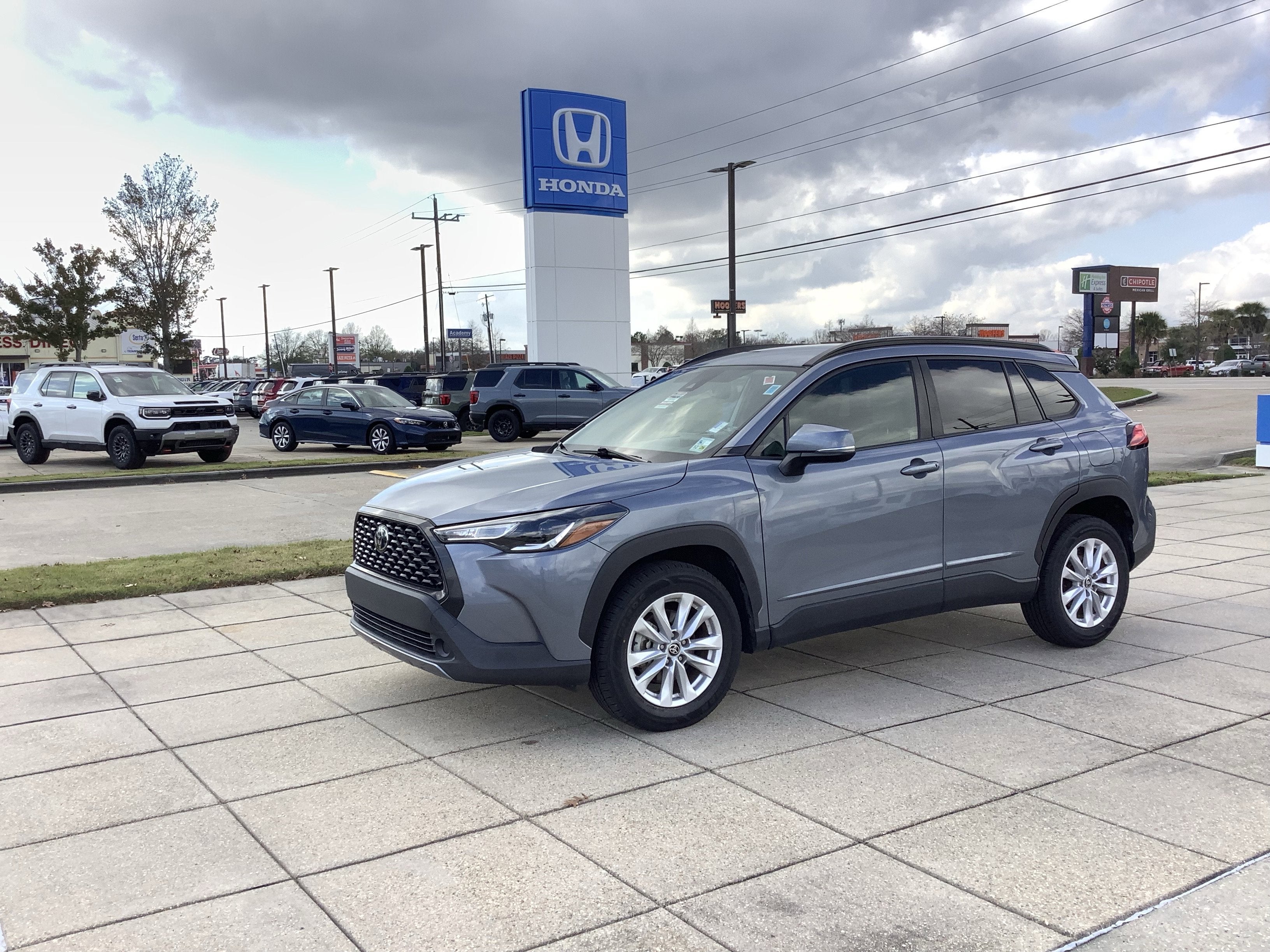 2022 Toyota Corolla Cross LE