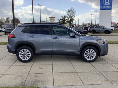 2022 Toyota Corolla Cross LE