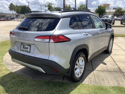 2024 Toyota Corolla Cross LE