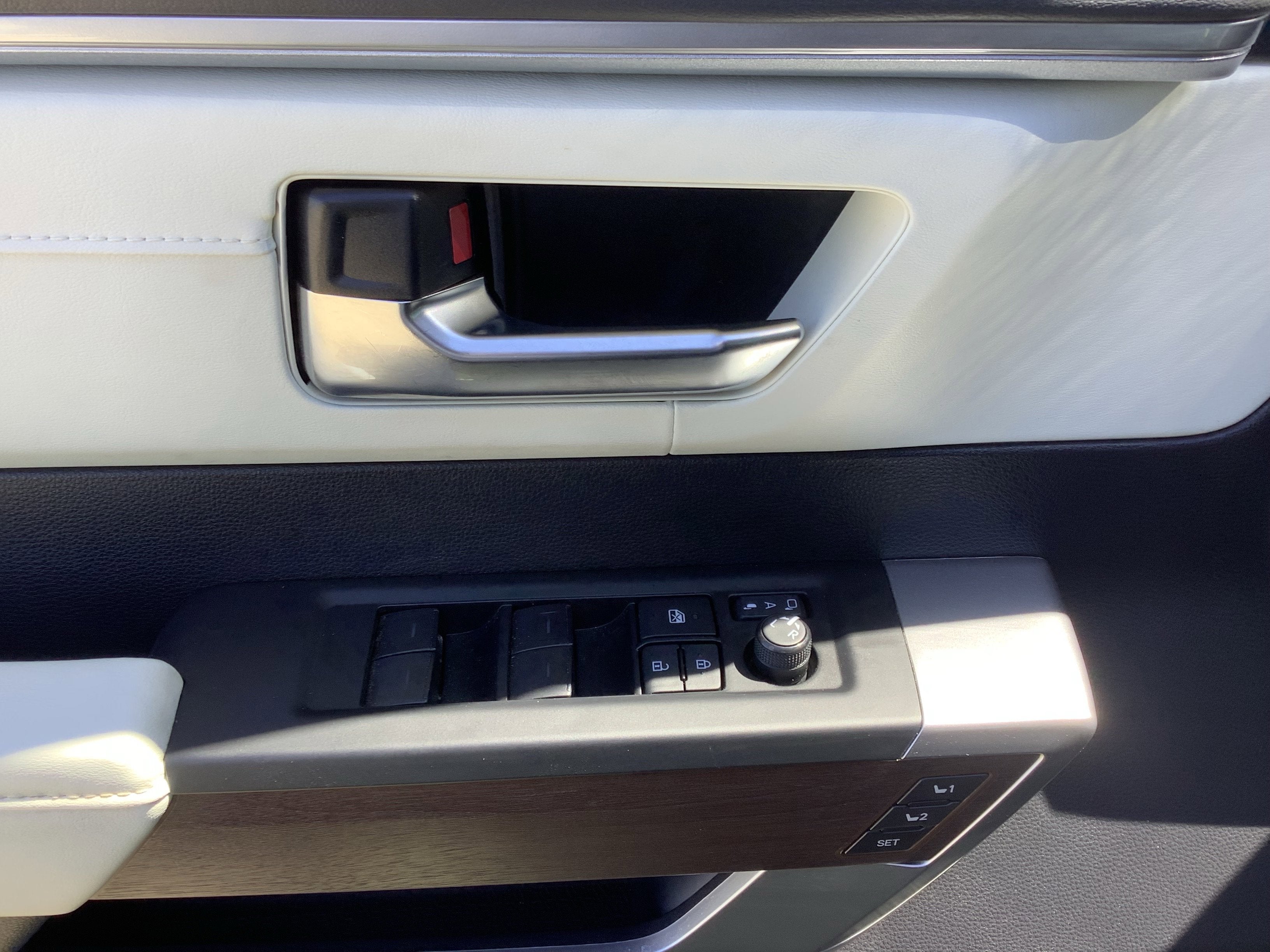 2023 Toyota Sequoia Capstone