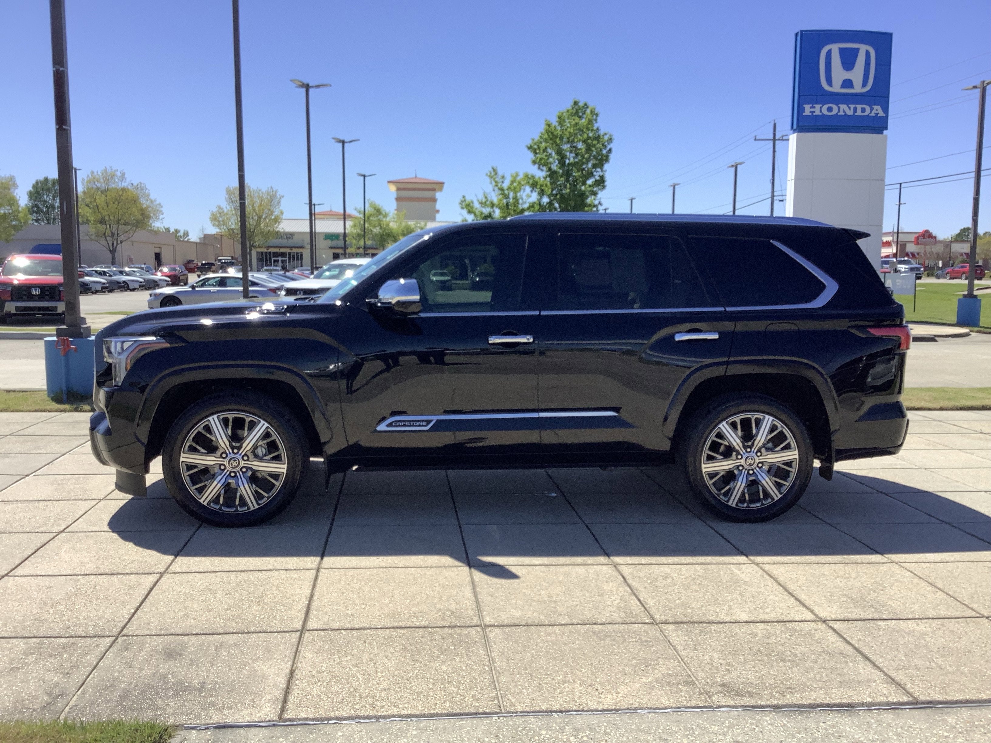 2023 Toyota Sequoia Capstone