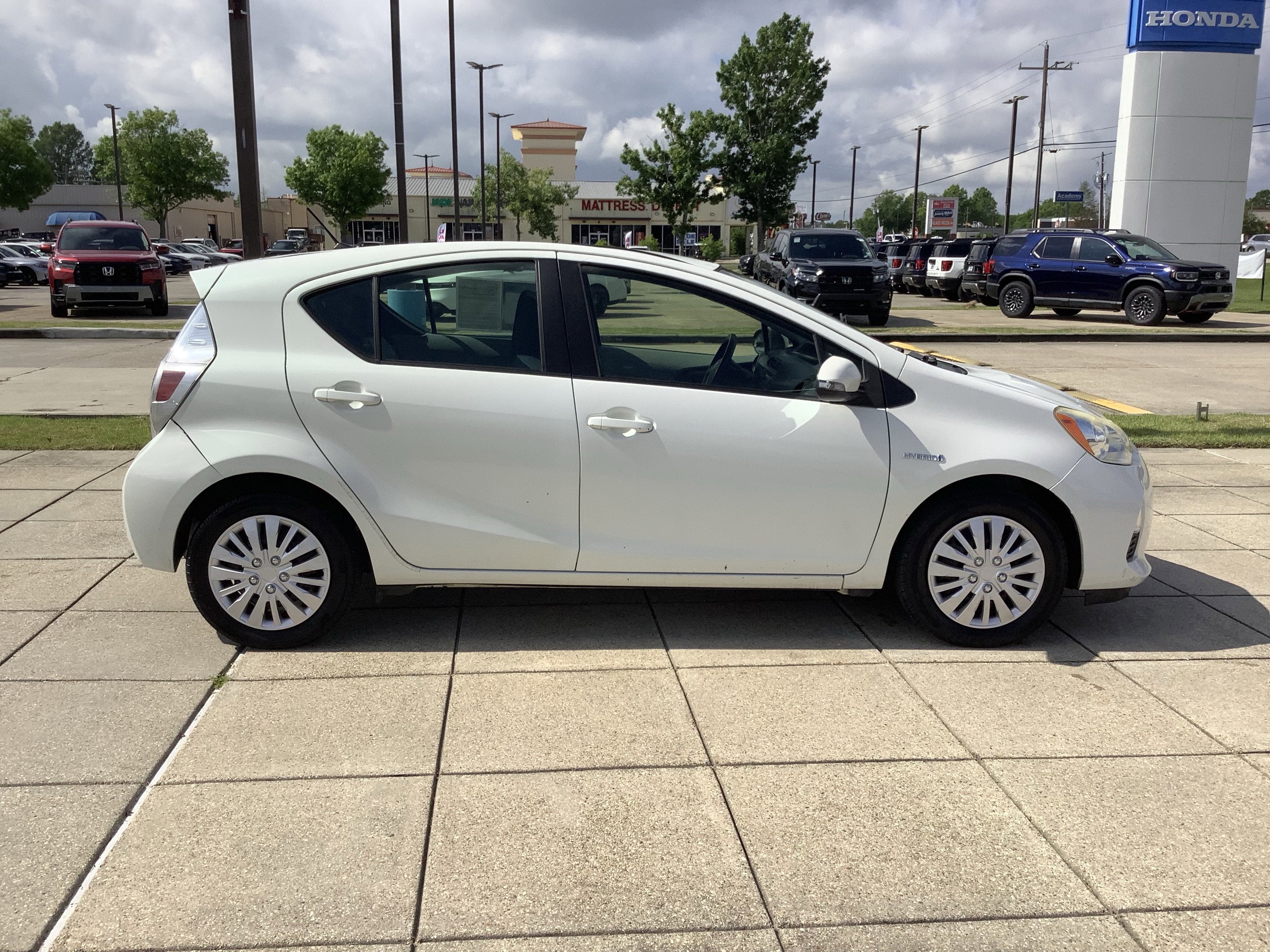 2014 Toyota Prius c Four
