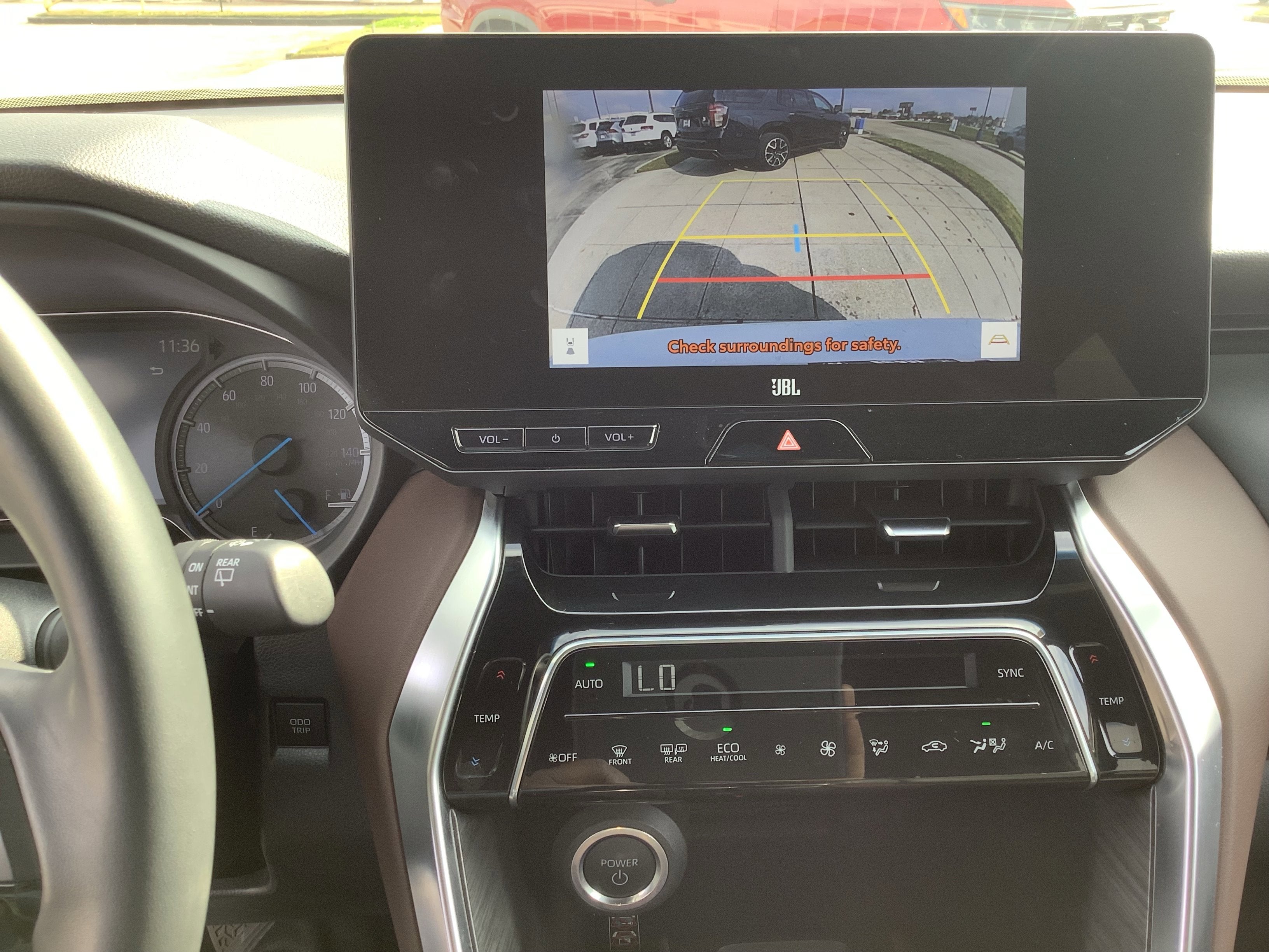 2024 Toyota Venza LE