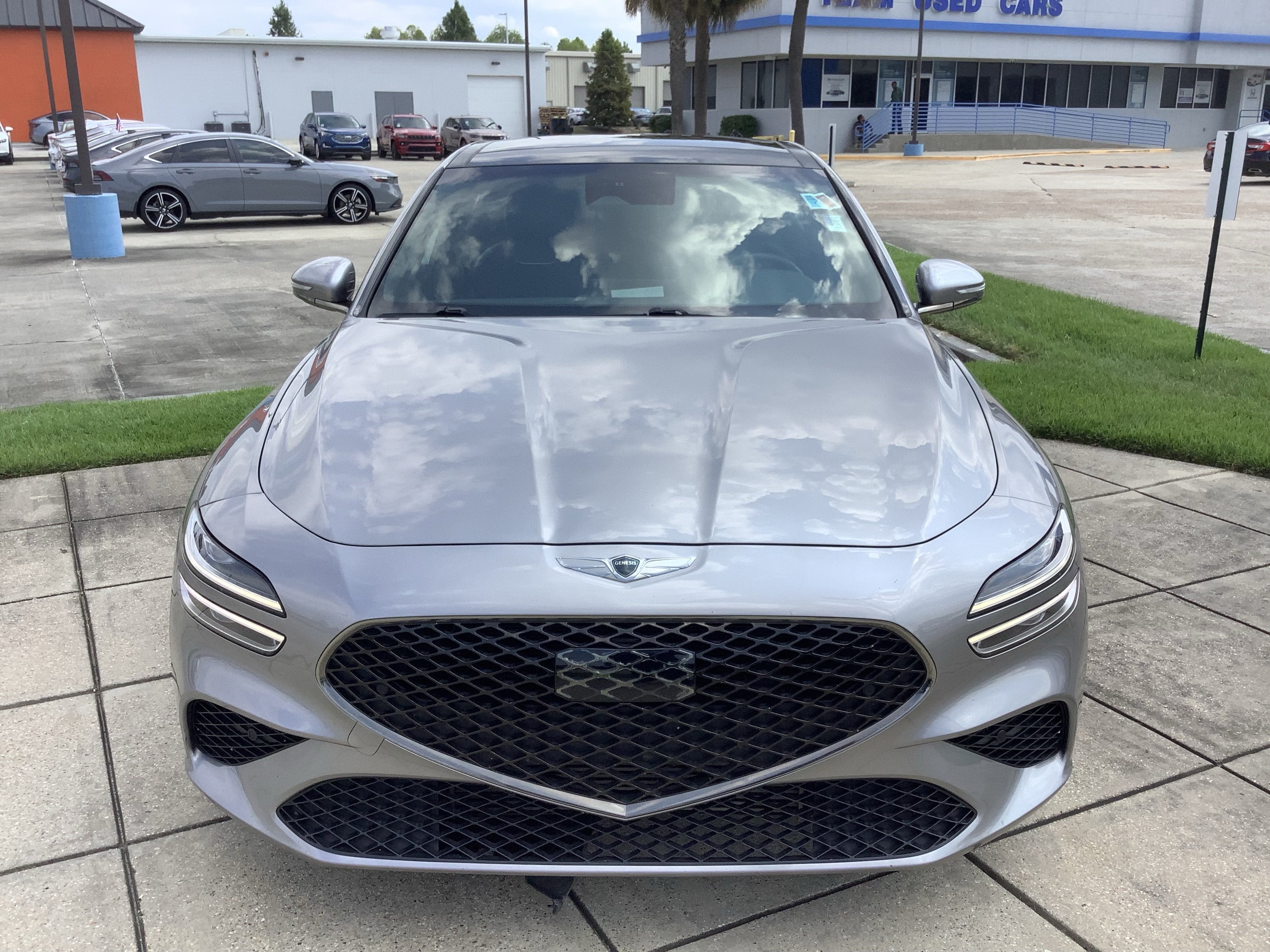 2023 Genesis G70 2.0T