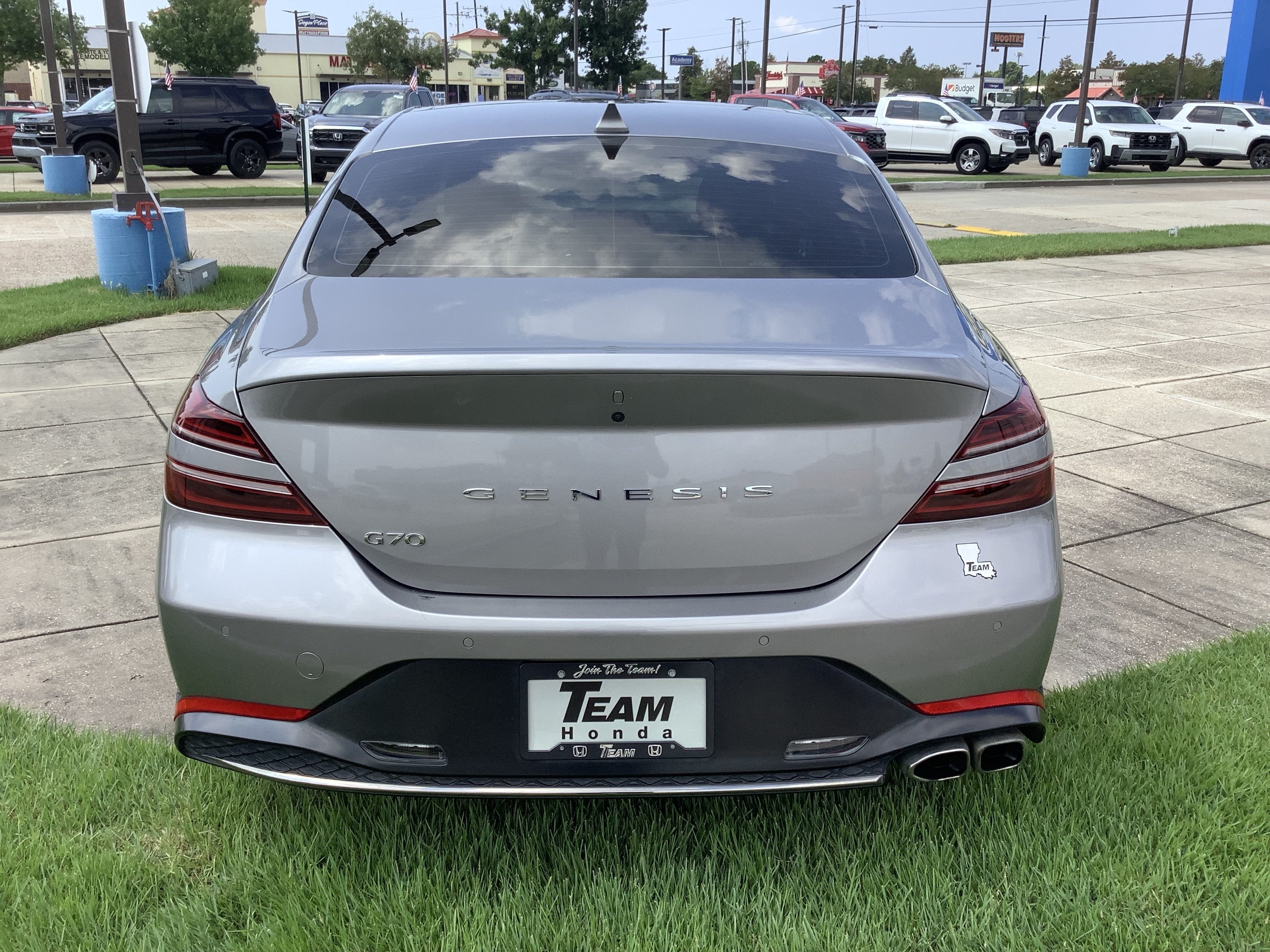 2023 Genesis G70 2.0T