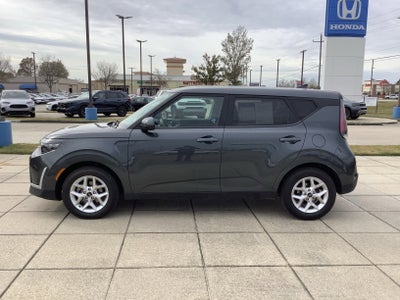 2024 Kia Soul LX