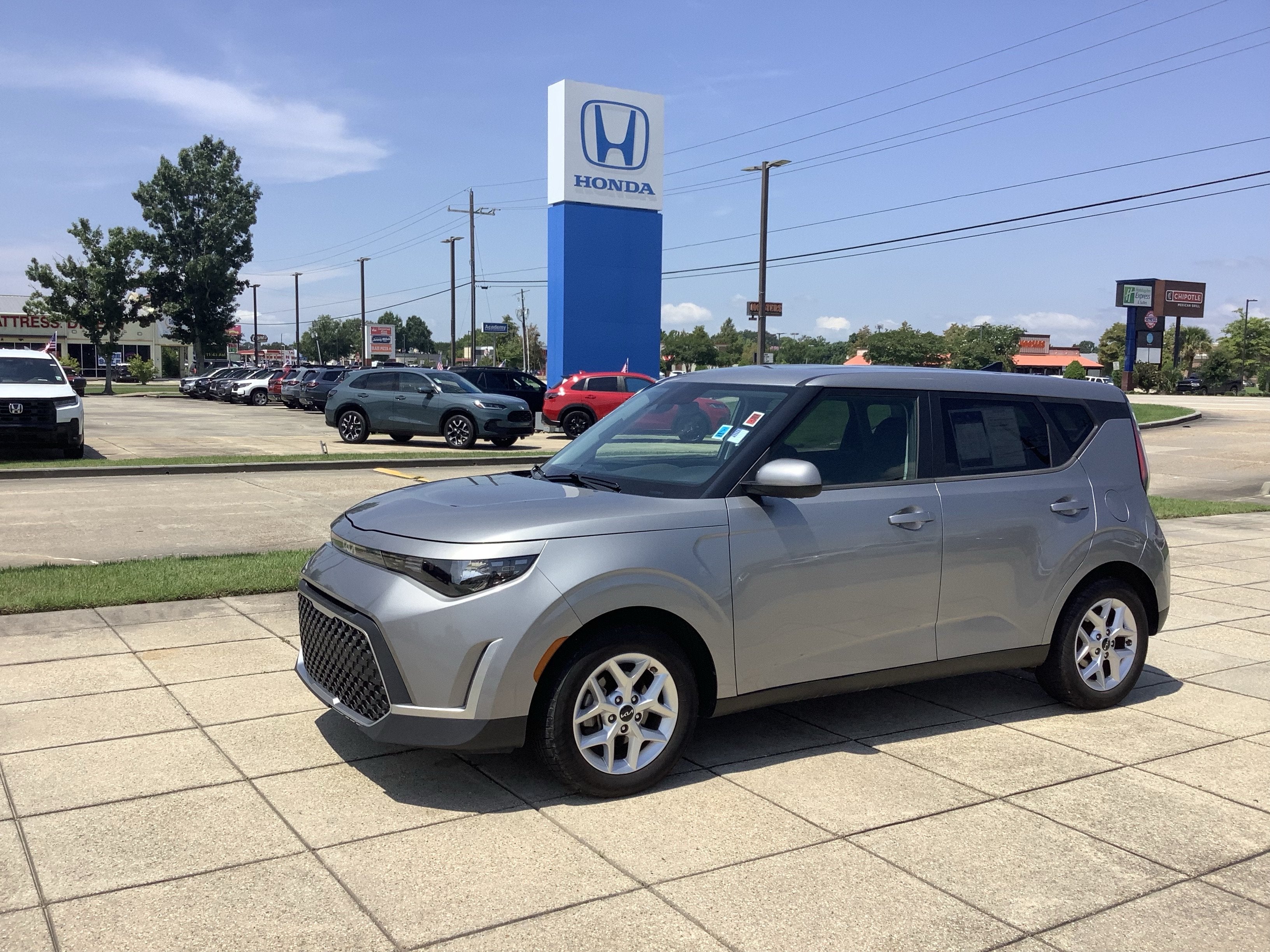 2023 Kia Soul LX
