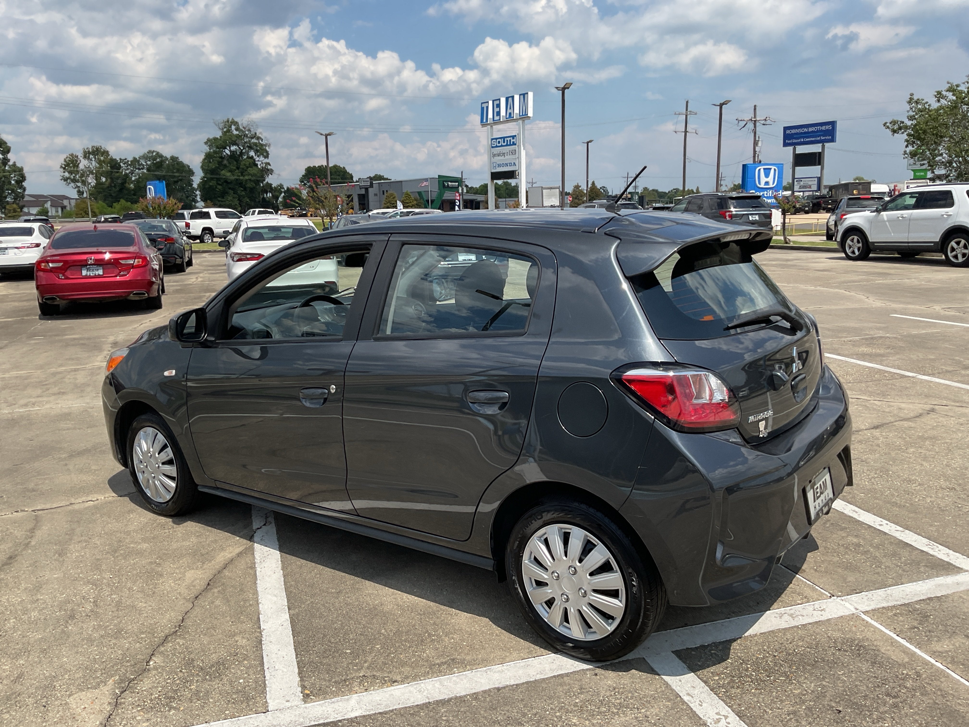 2024 Mitsubishi Mirage ES